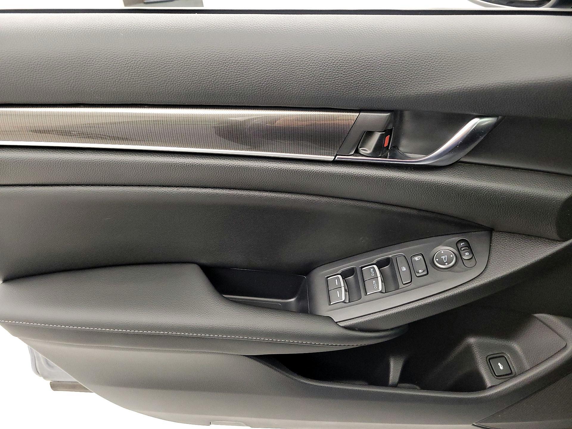 Thumbnail: 2022 Honda Accord - 12