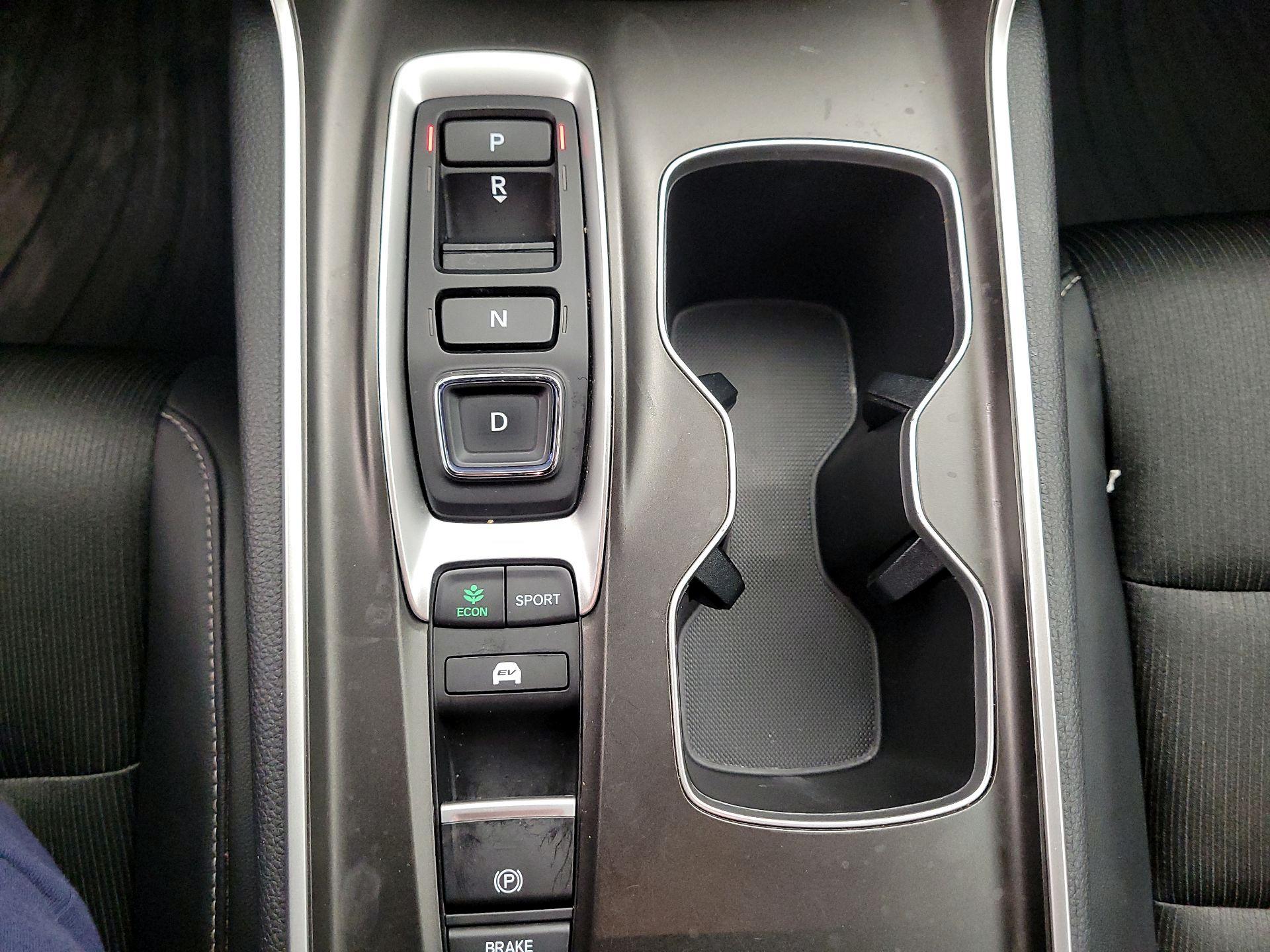 Thumbnail: 2022 Honda Accord - 17