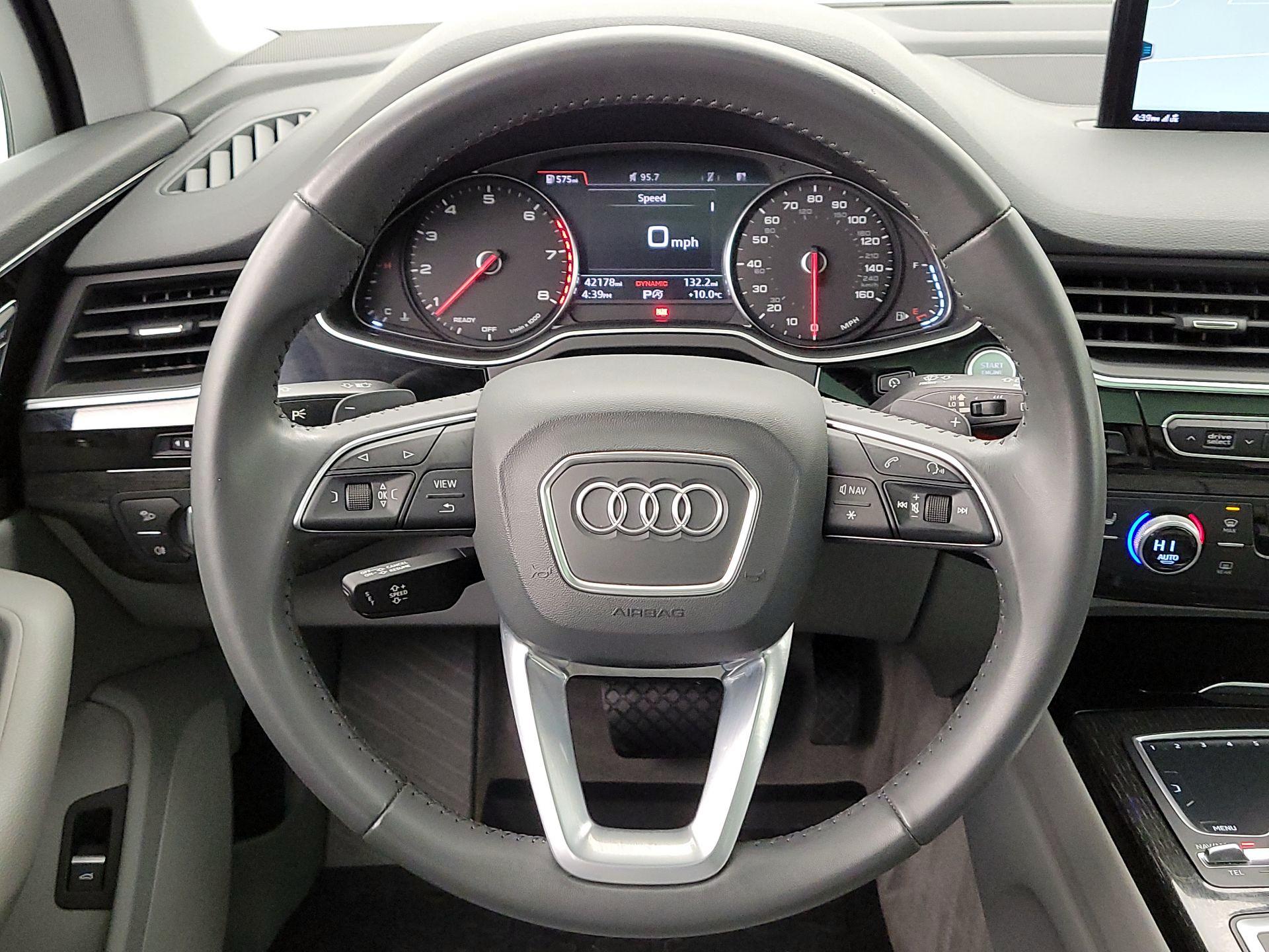 Thumbnail: 2019 Audi Q7 - 10
