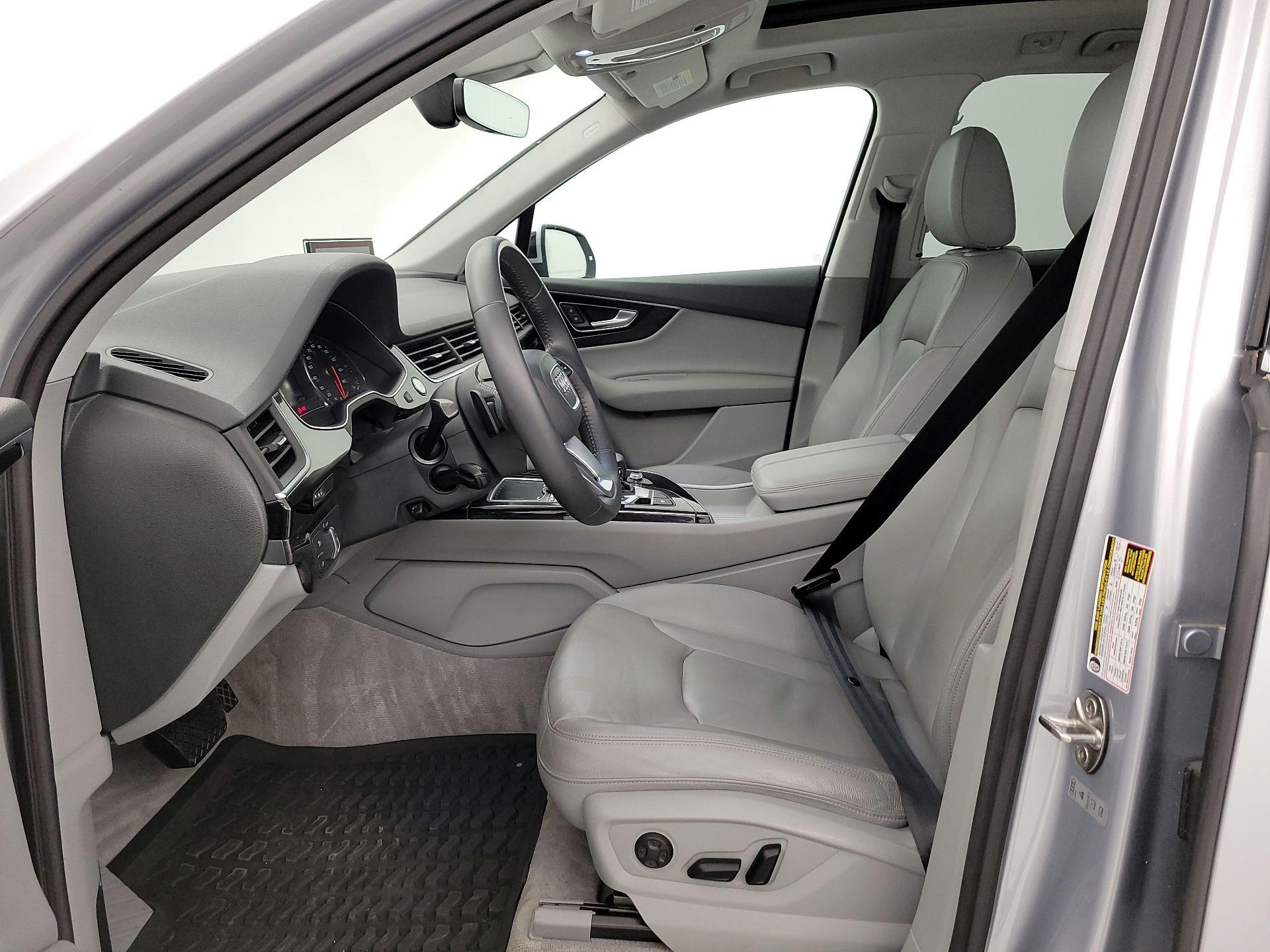 Thumbnail: 2019 Audi Q7 - 11