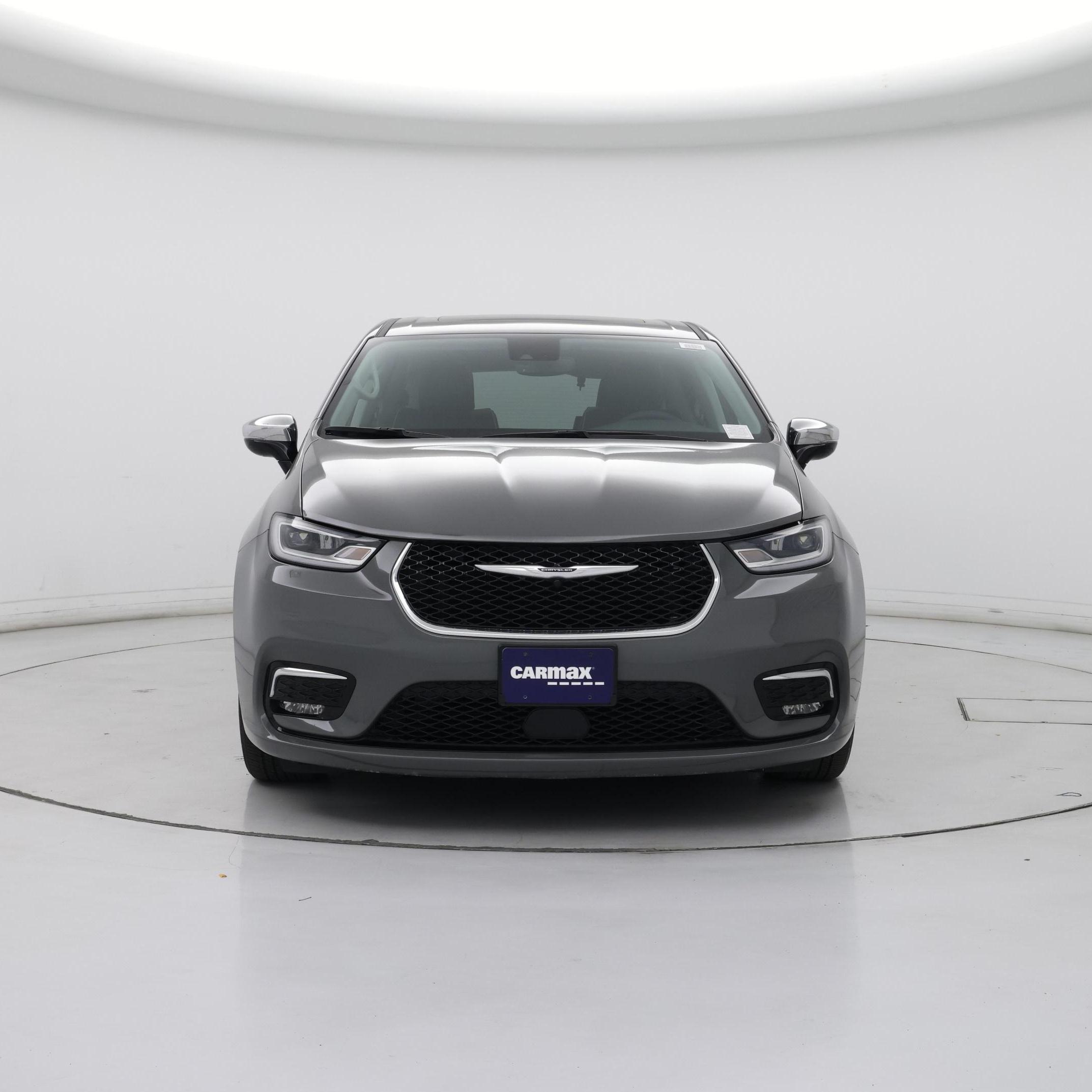 Thumbnail: 2023 Chrysler Pacifica - 5