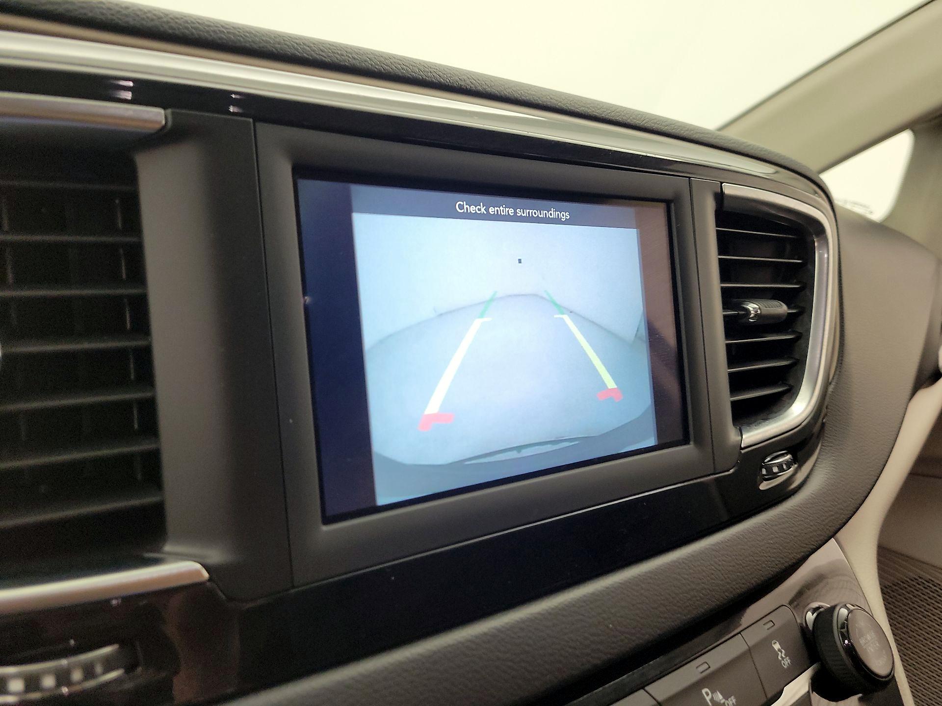 Thumbnail: 2019 Chrysler Pacifica - 15