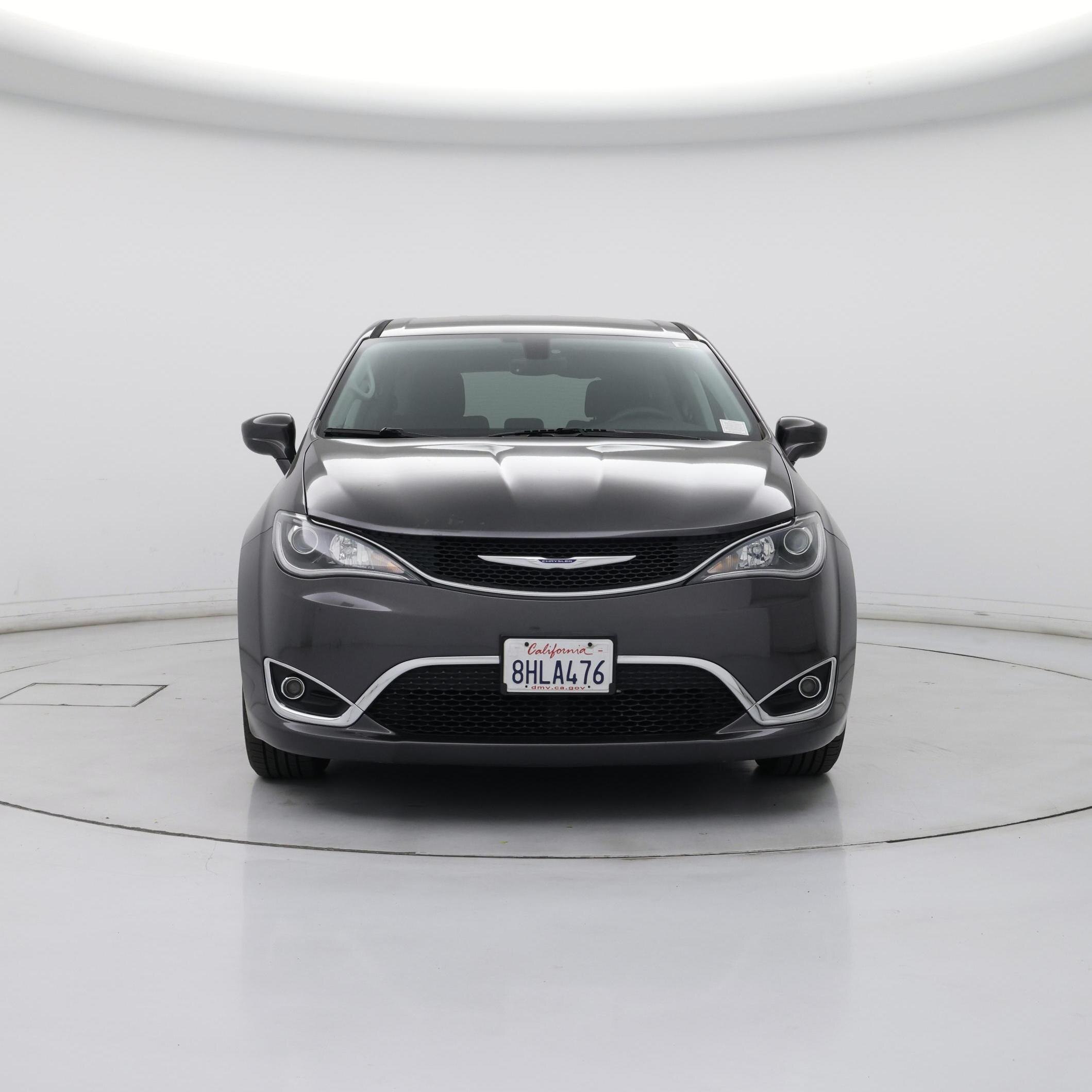 Thumbnail: 2019 Chrysler Pacifica - 5