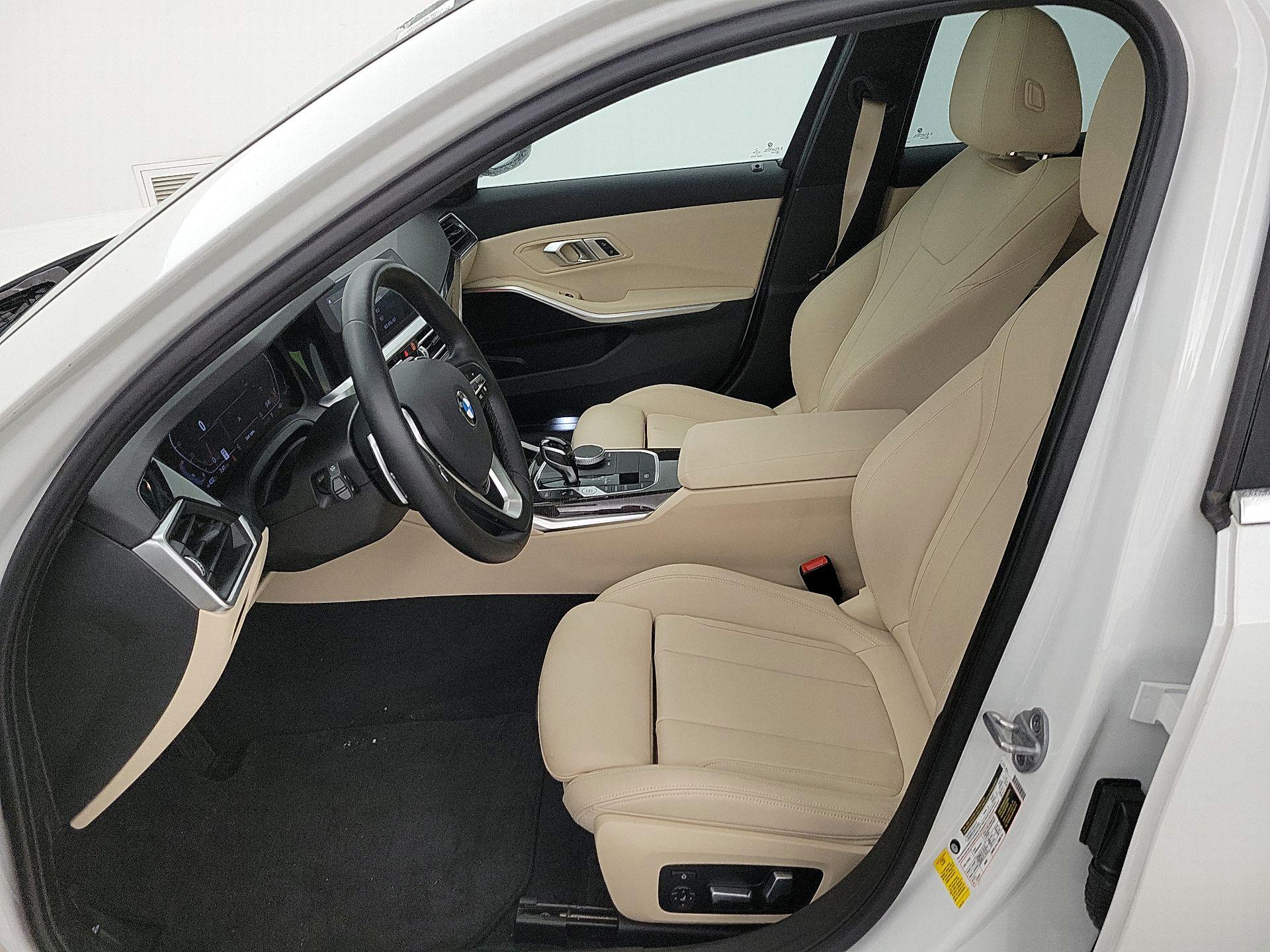 Thumbnail: 2021 BMW 3 Series - 11