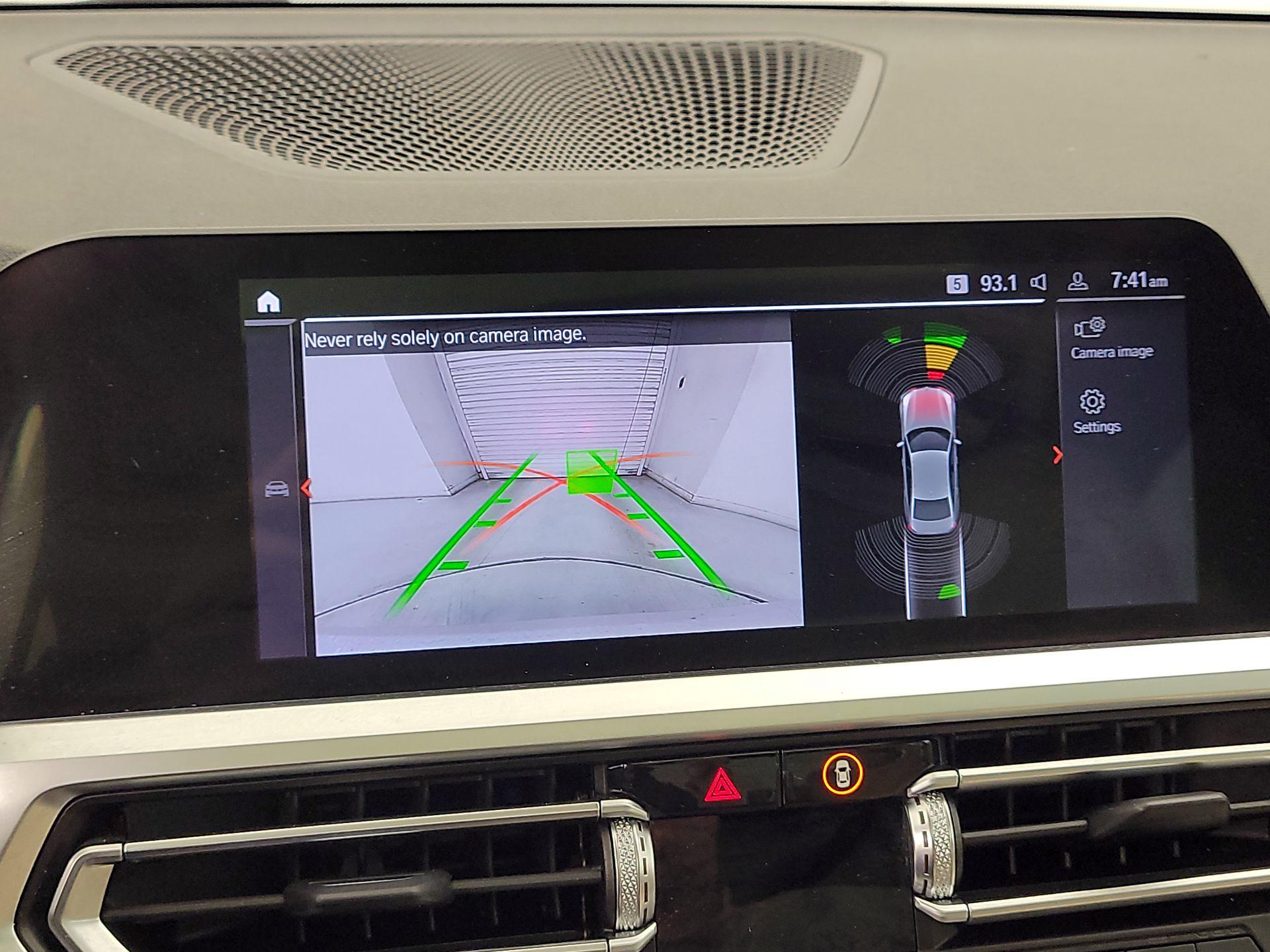 Thumbnail: 2021 BMW 3 Series - 15