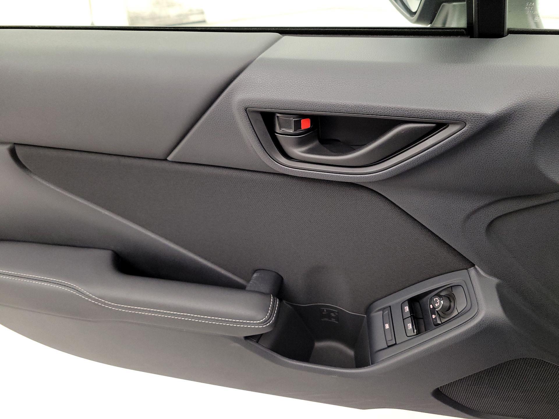 Thumbnail: 2024 Toyota GR86 - 12