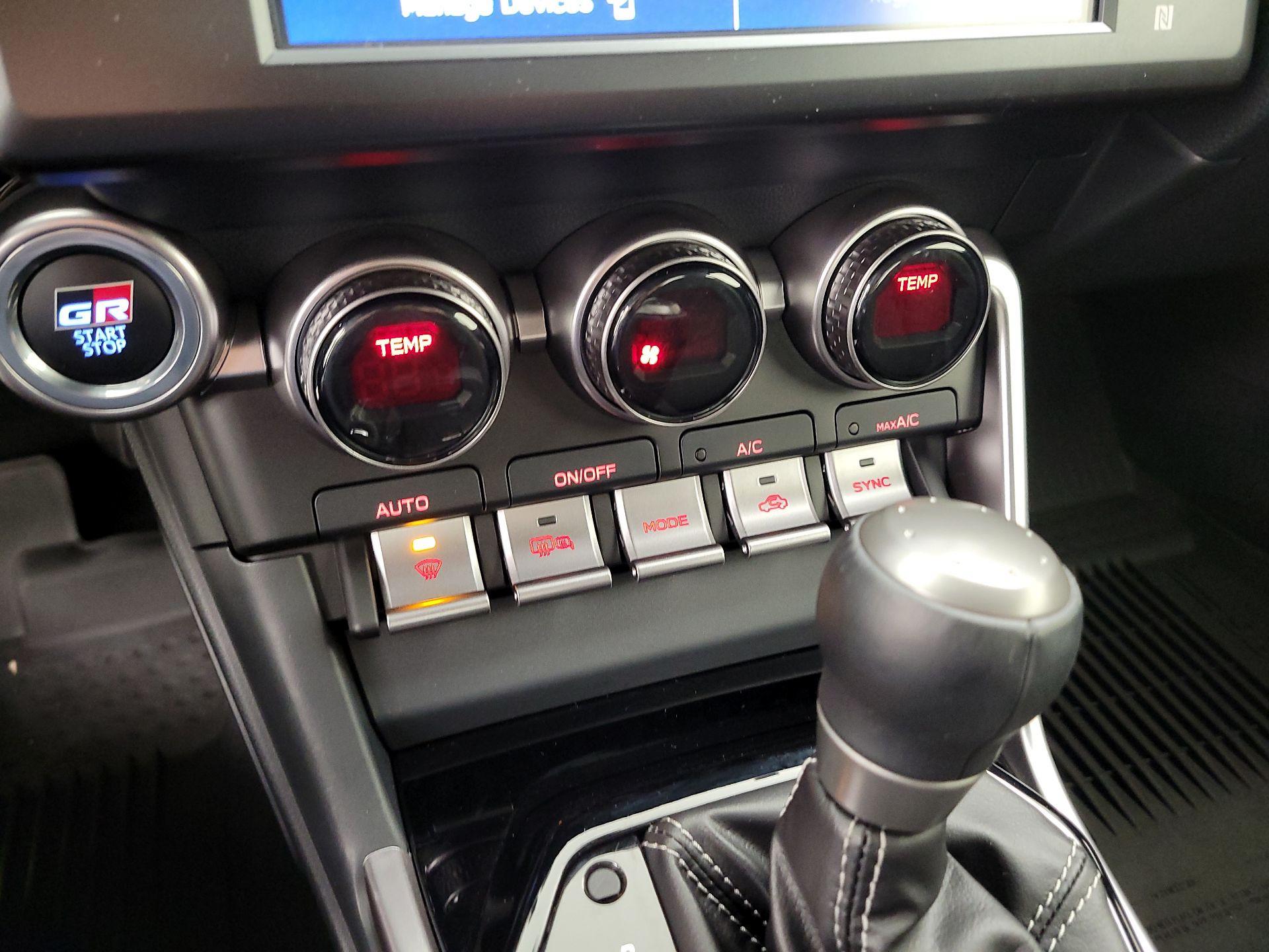 Thumbnail: 2024 Toyota GR86 - 16