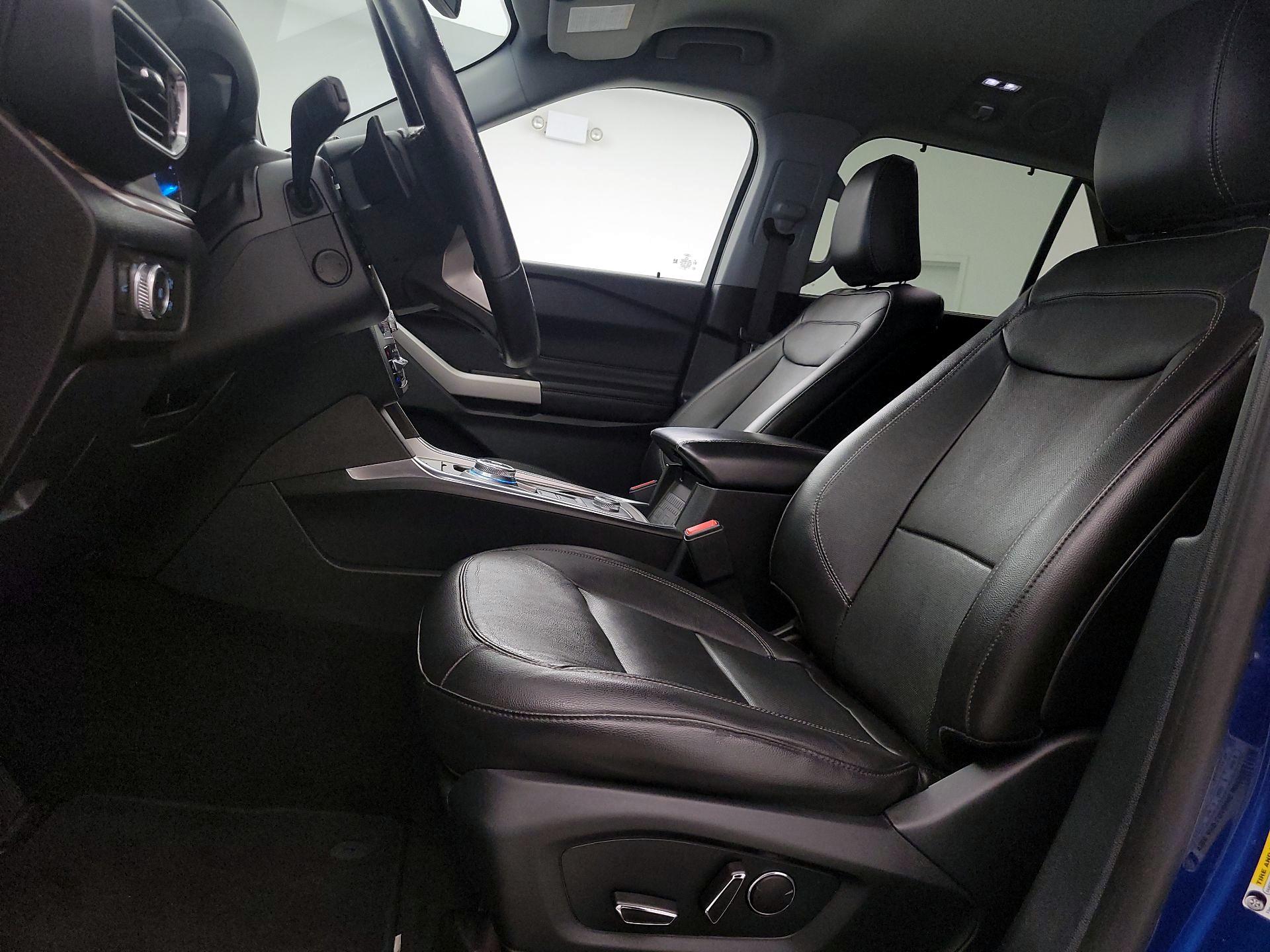 Thumbnail: 2020 Ford Explorer - 11