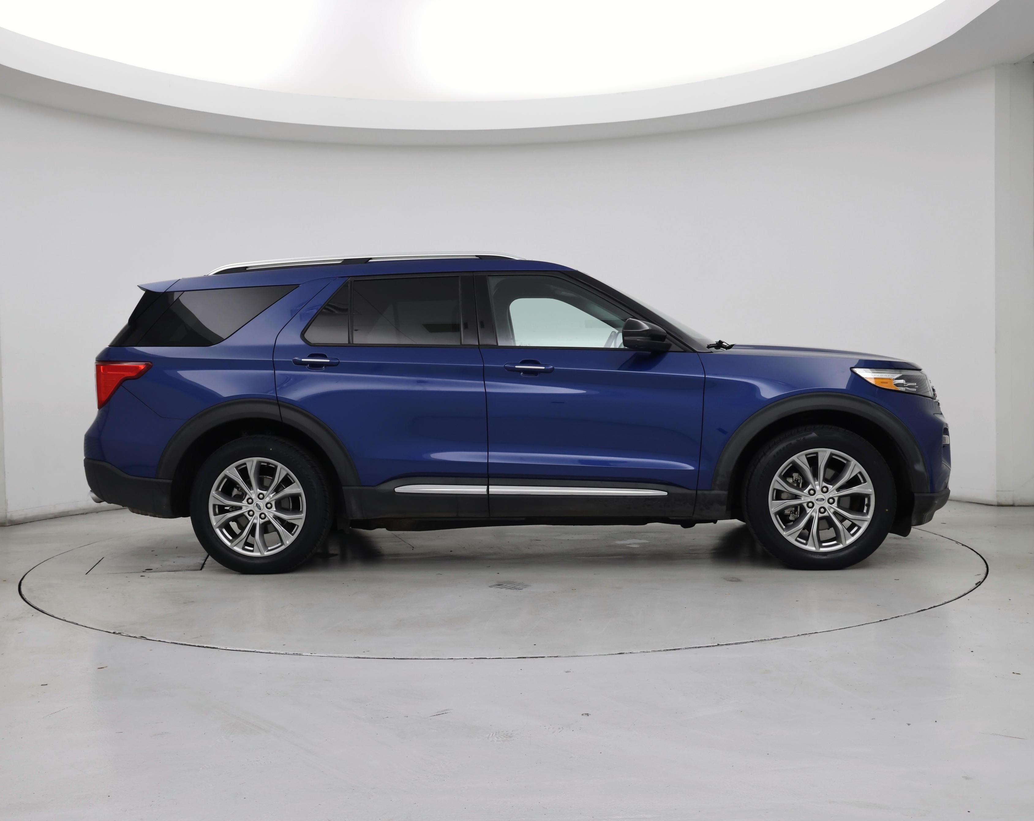 Thumbnail: 2020 Ford Explorer - 7