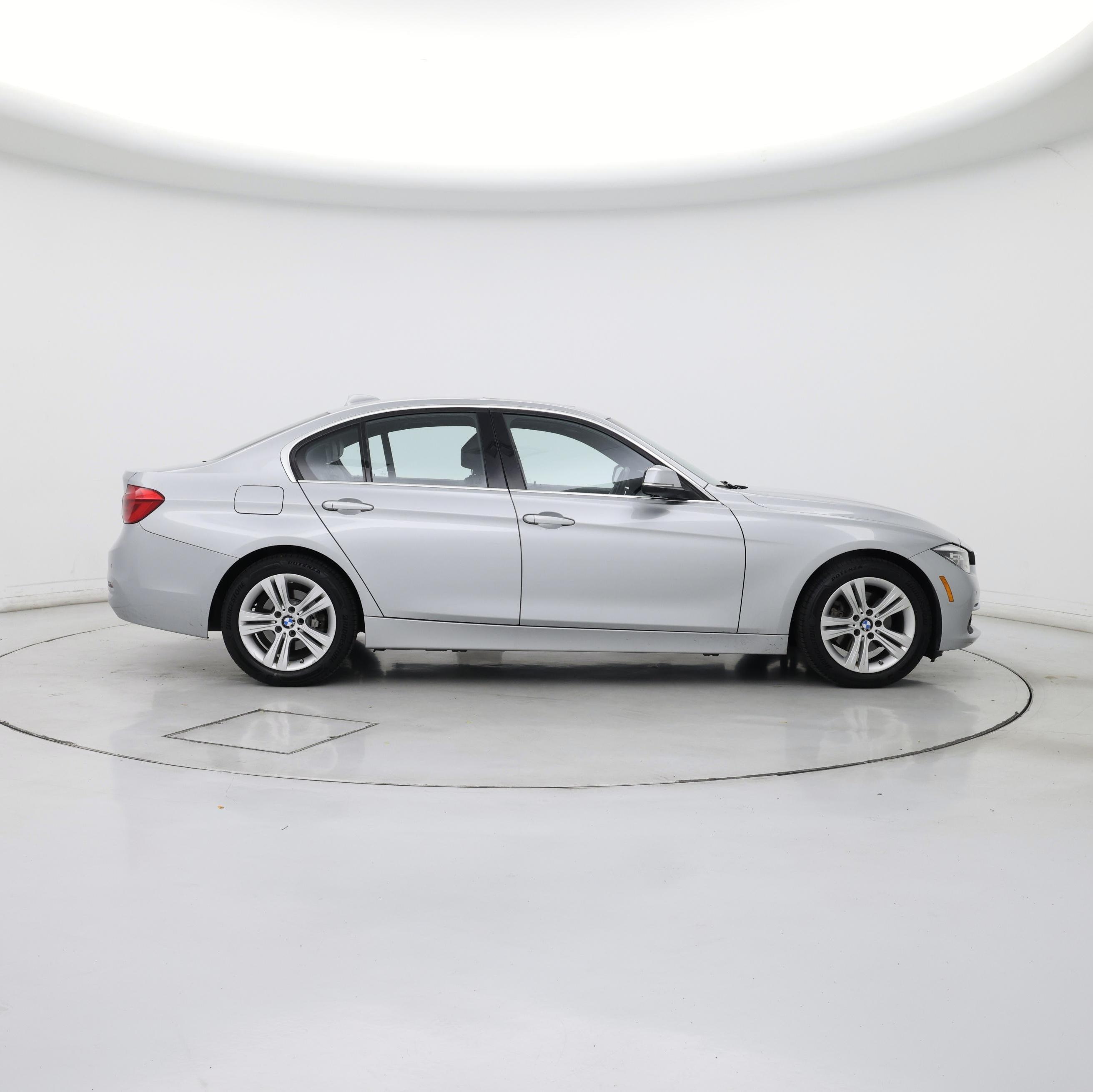 Thumbnail: 2016 BMW 3 Series - 7