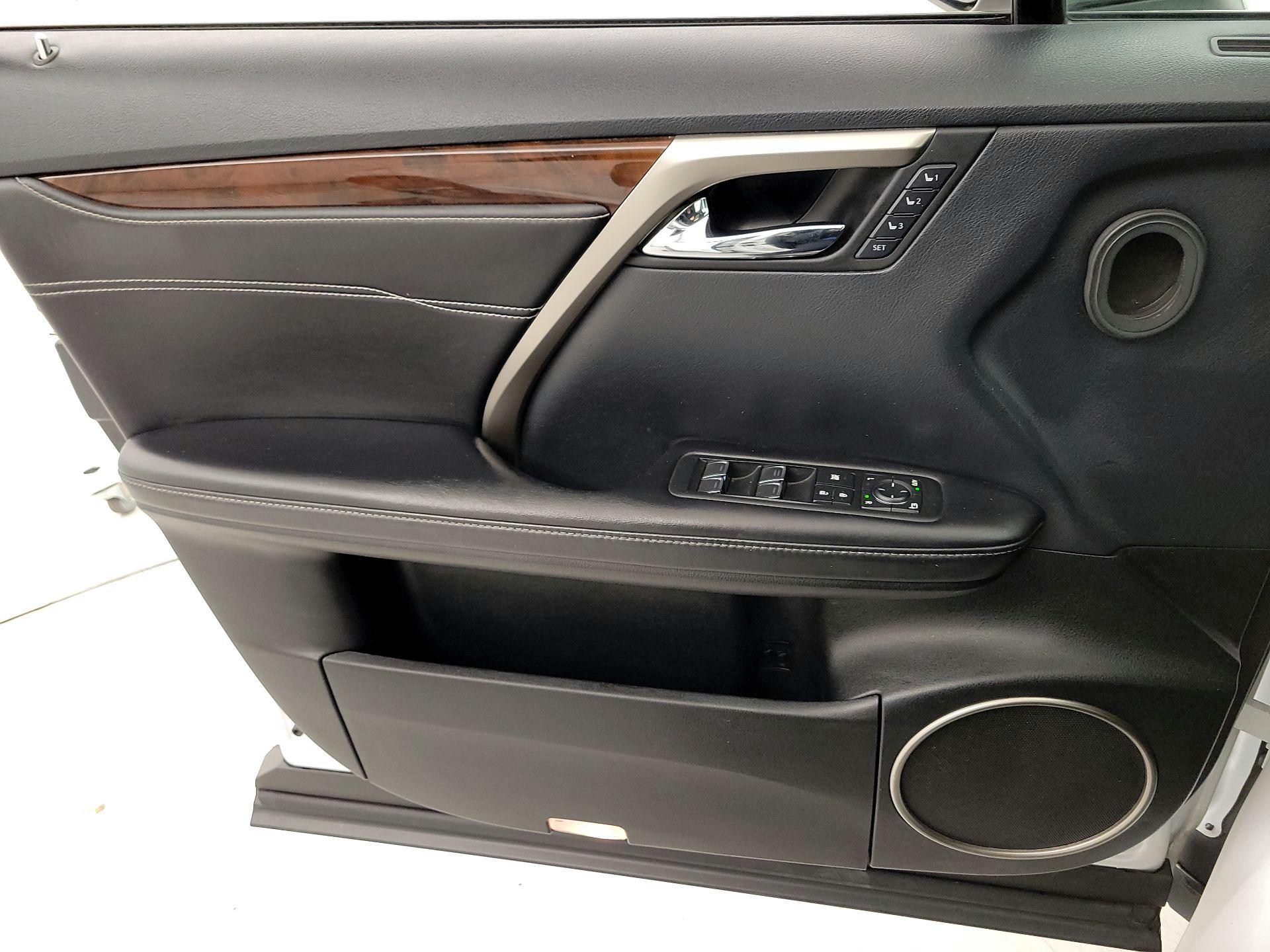 Thumbnail: 2018 Lexus RX - 12