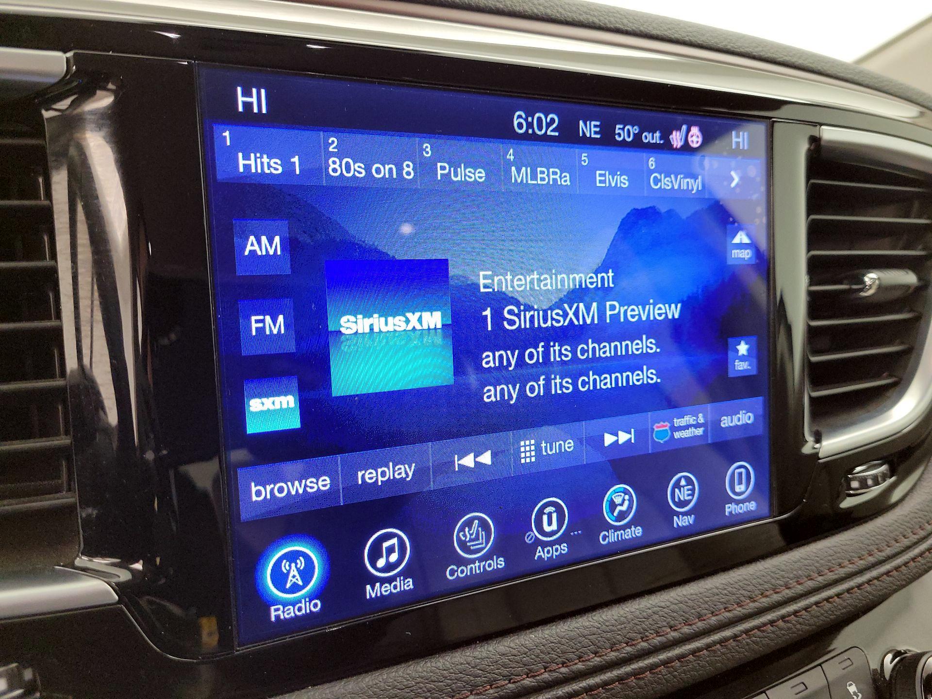 Thumbnail: 2017 Chrysler Pacifica - 16