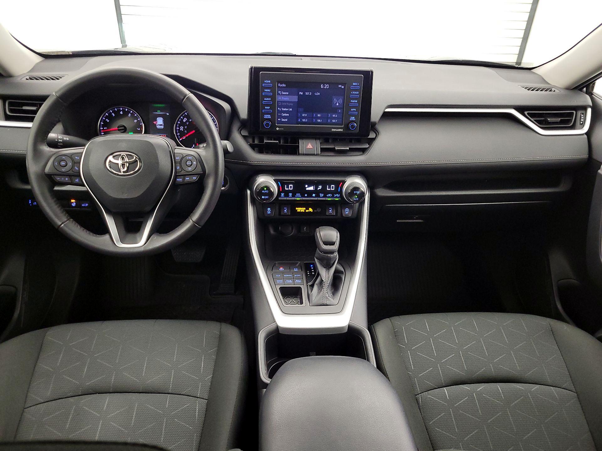 Thumbnail: 2022 Toyota RAV4 - 9