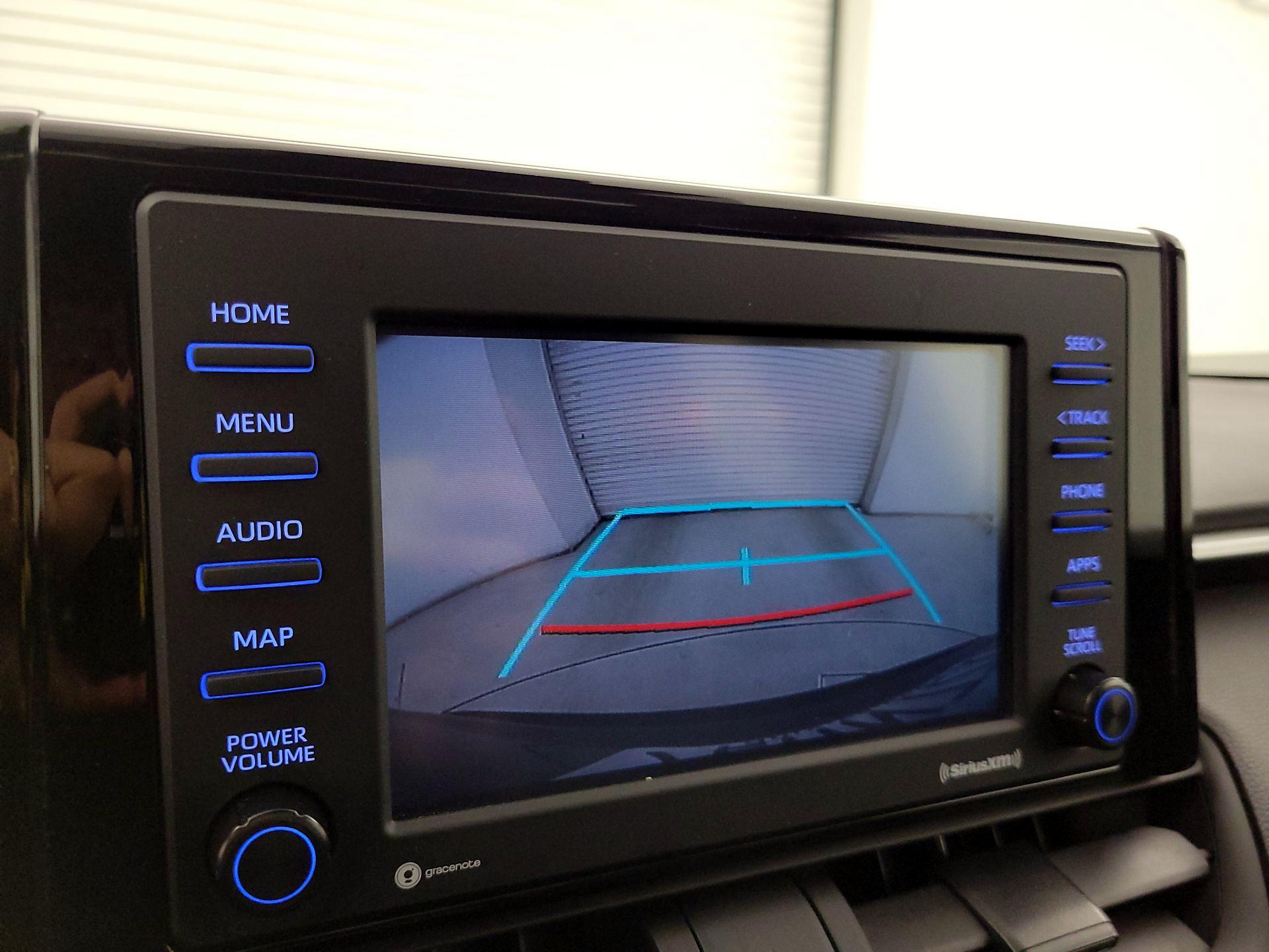 Thumbnail: 2022 Toyota RAV4 - 14