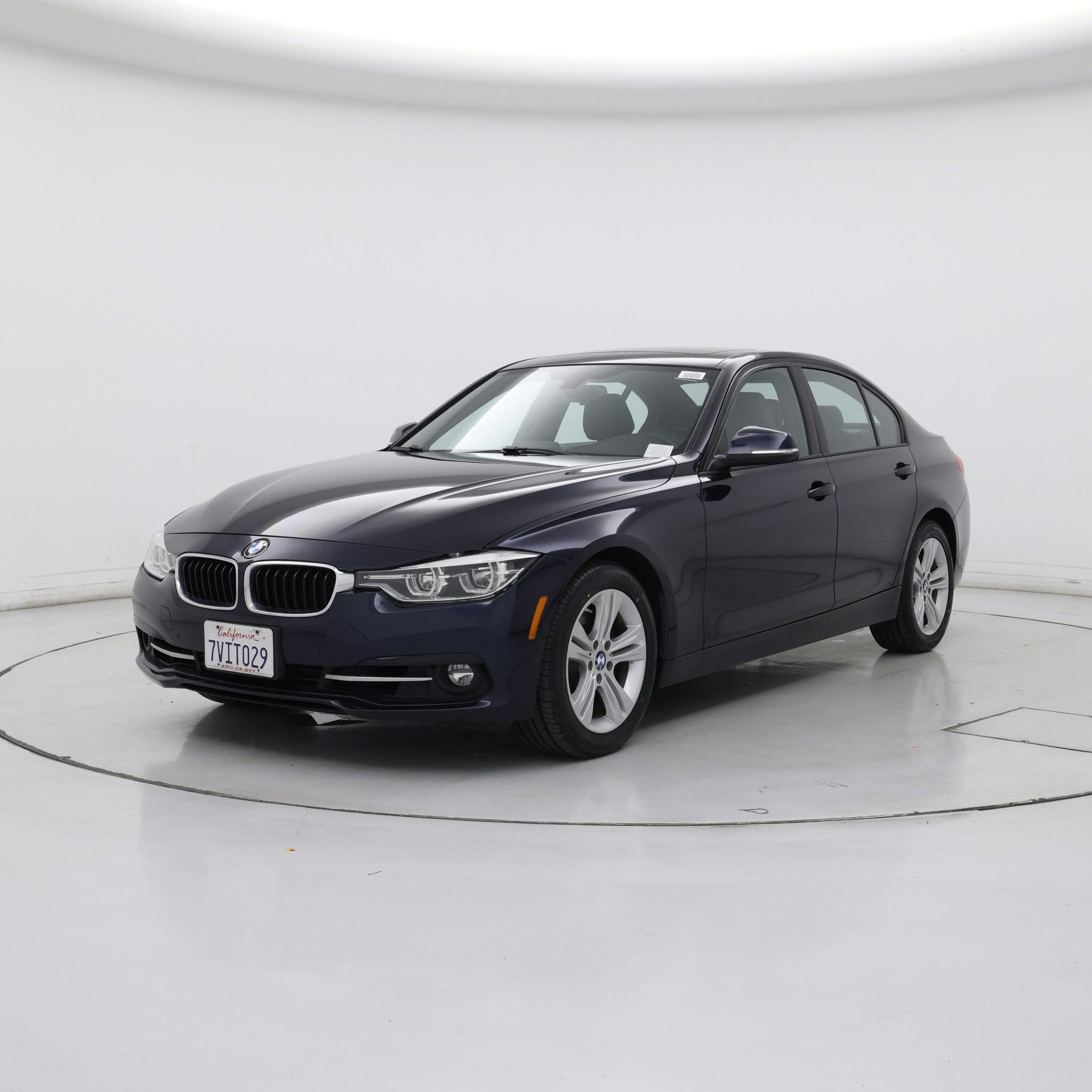 Thumbnail: 2016 BMW 3 Series - 4