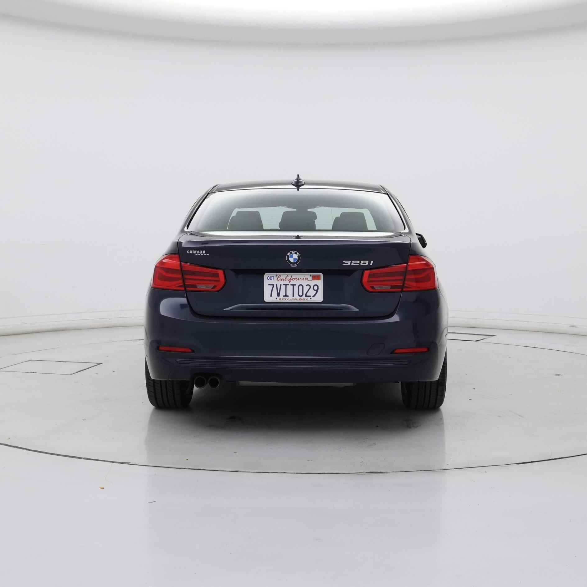 Thumbnail: 2016 BMW 3 Series - 6