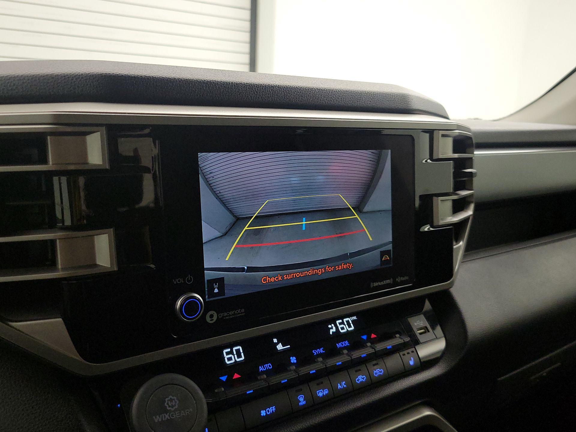 Thumbnail: 2023 Toyota Tundra - 15