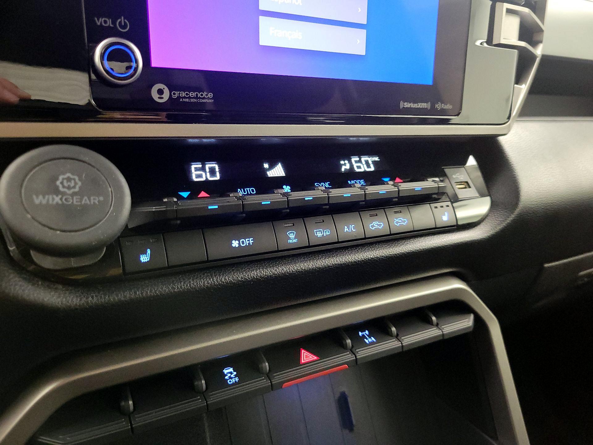 Thumbnail: 2023 Toyota Tundra - 17