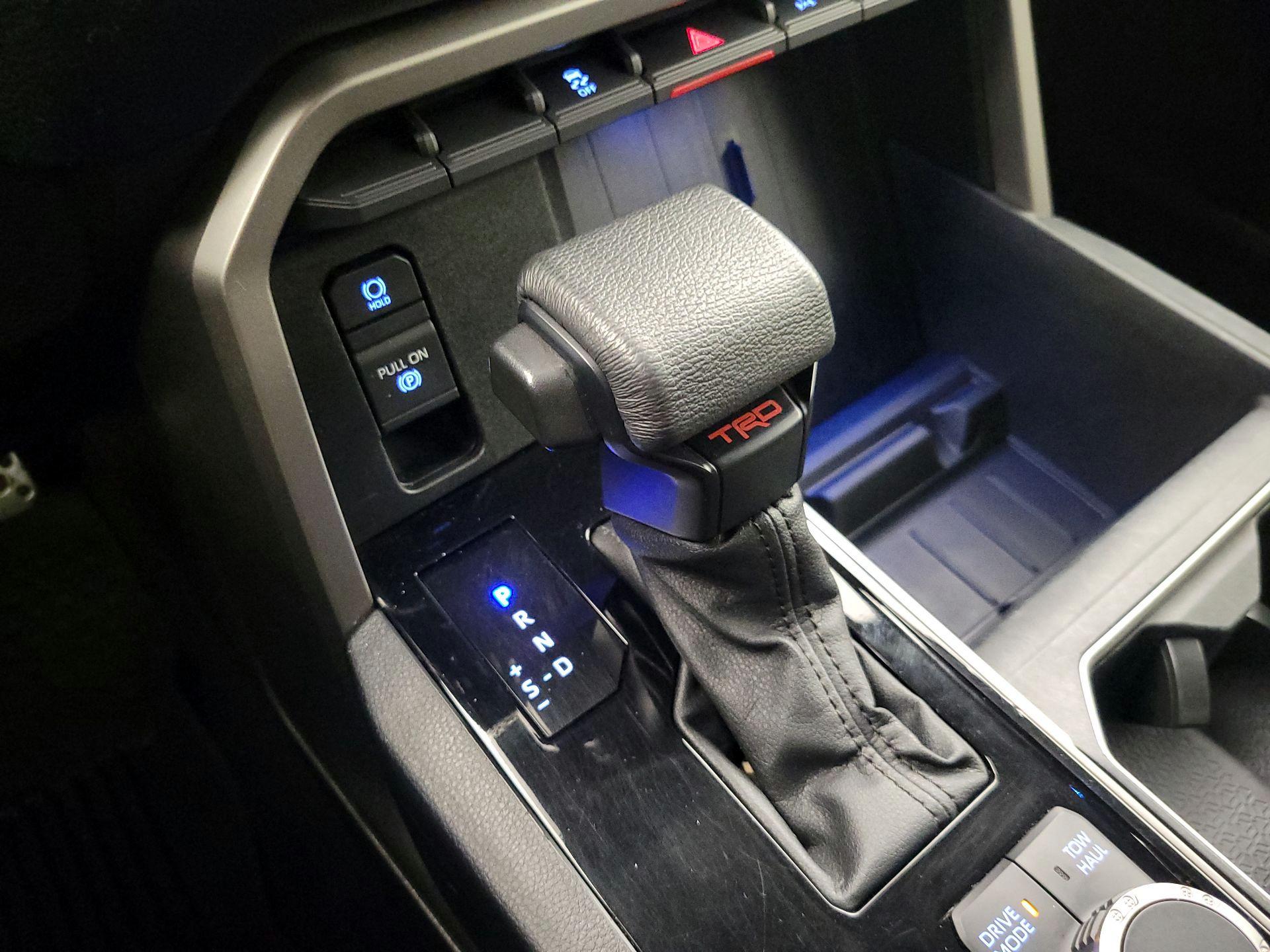 Thumbnail: 2023 Toyota Tundra - 18