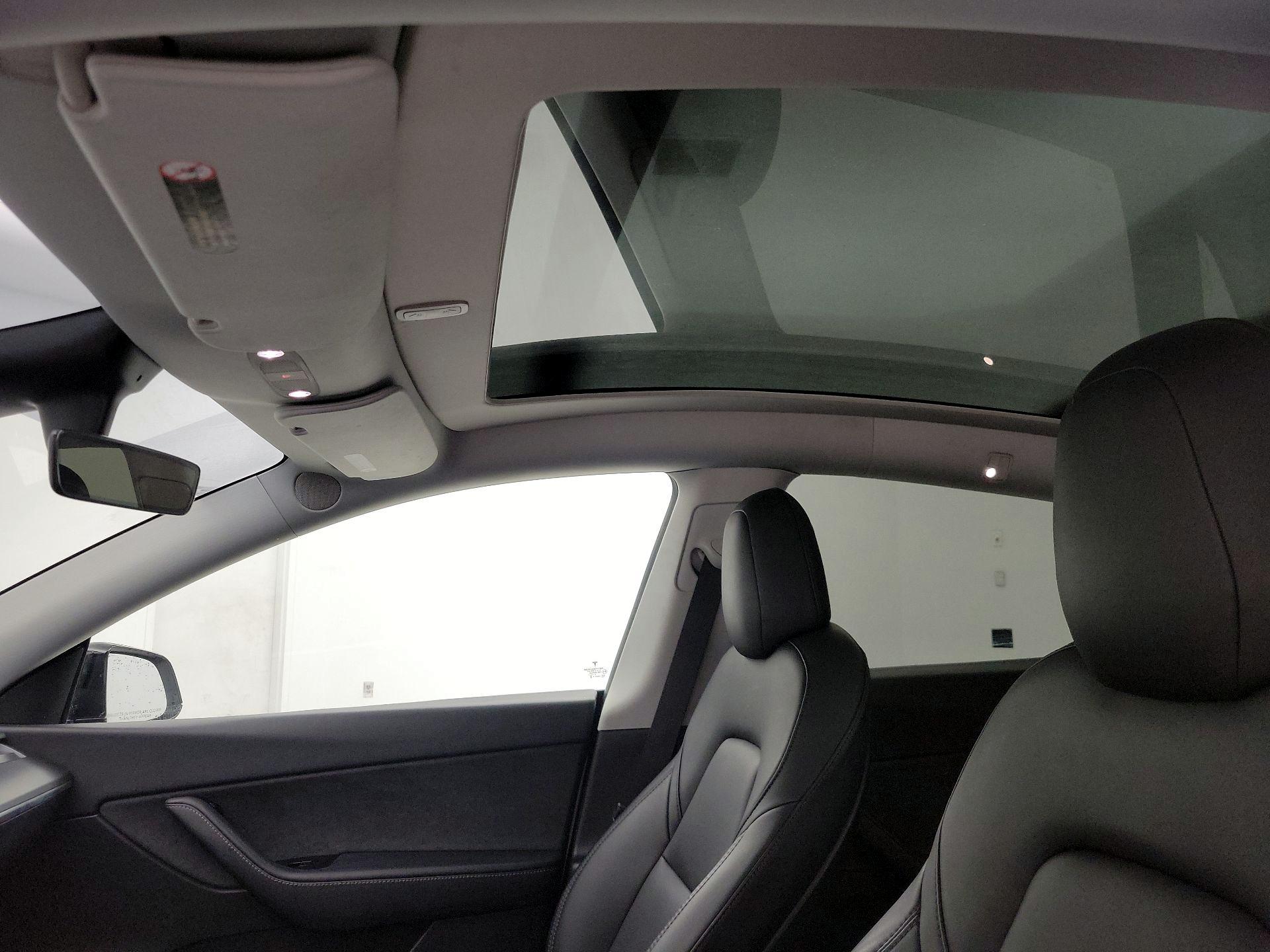 Thumbnail: 2020 Tesla Model Y - 18