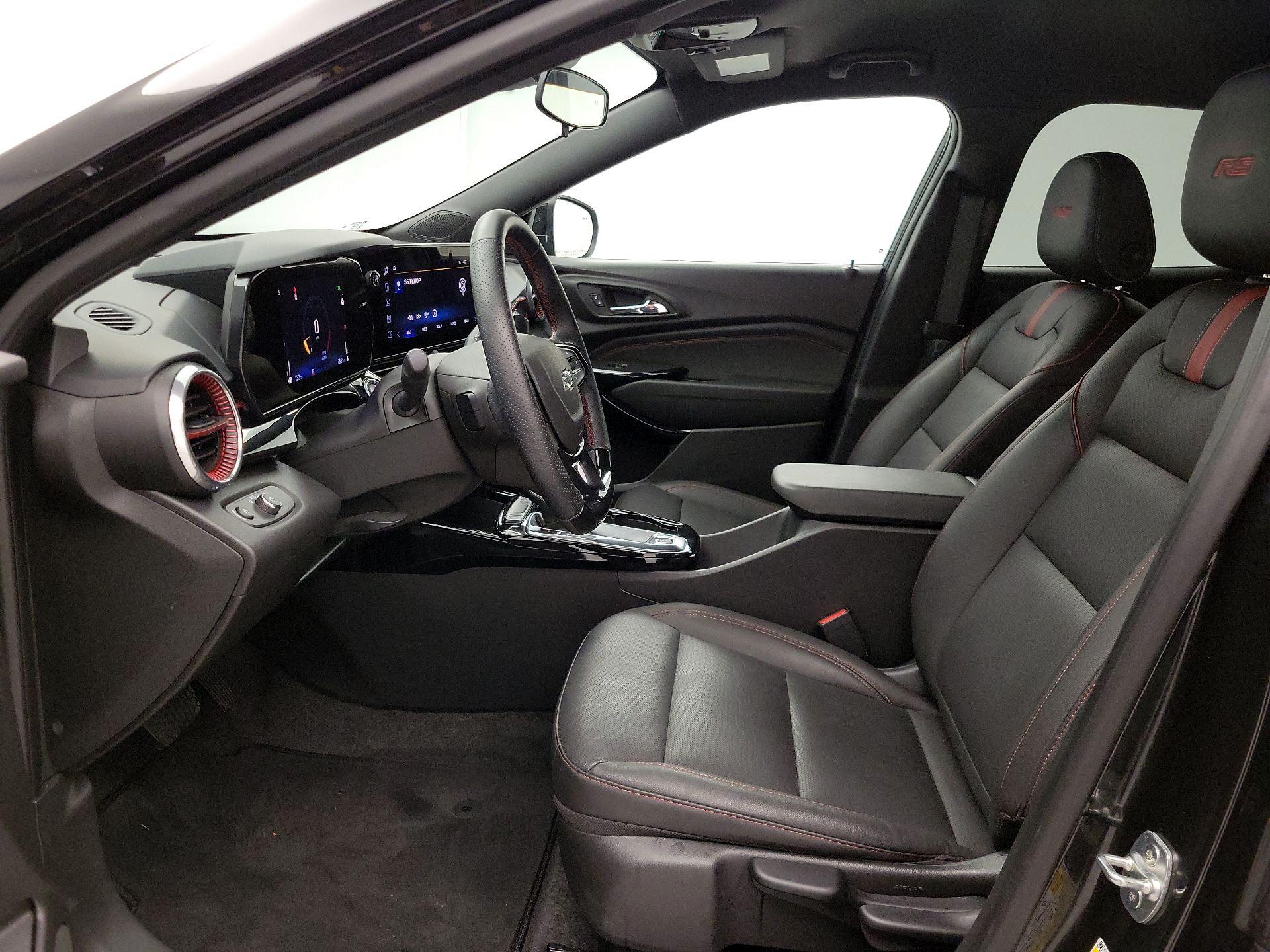 Thumbnail: 2024 Chevrolet Trax - 11