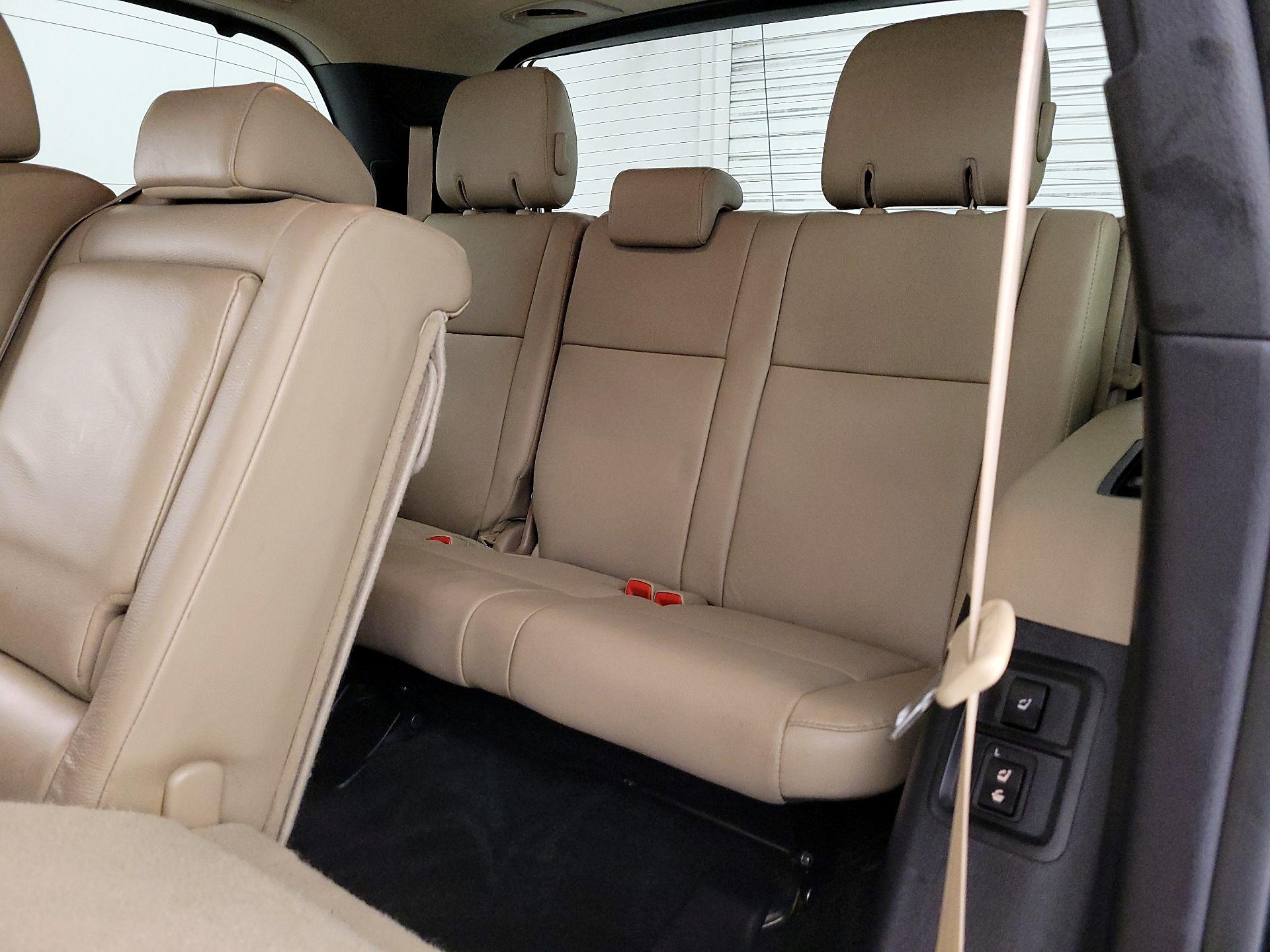 Thumbnail: 2015 Toyota Sequoia - 20