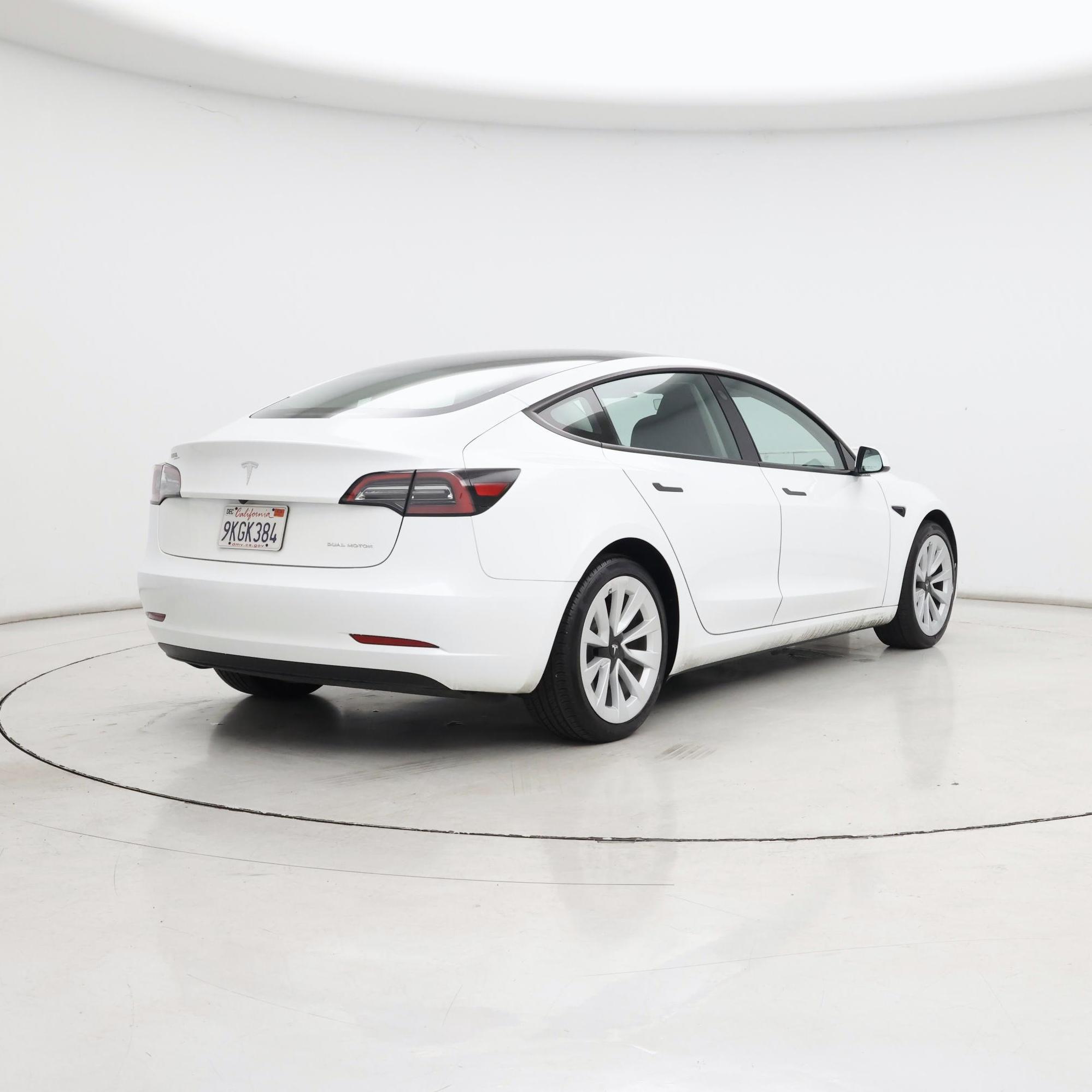 Thumbnail: 2023 Tesla Model 3 - 8