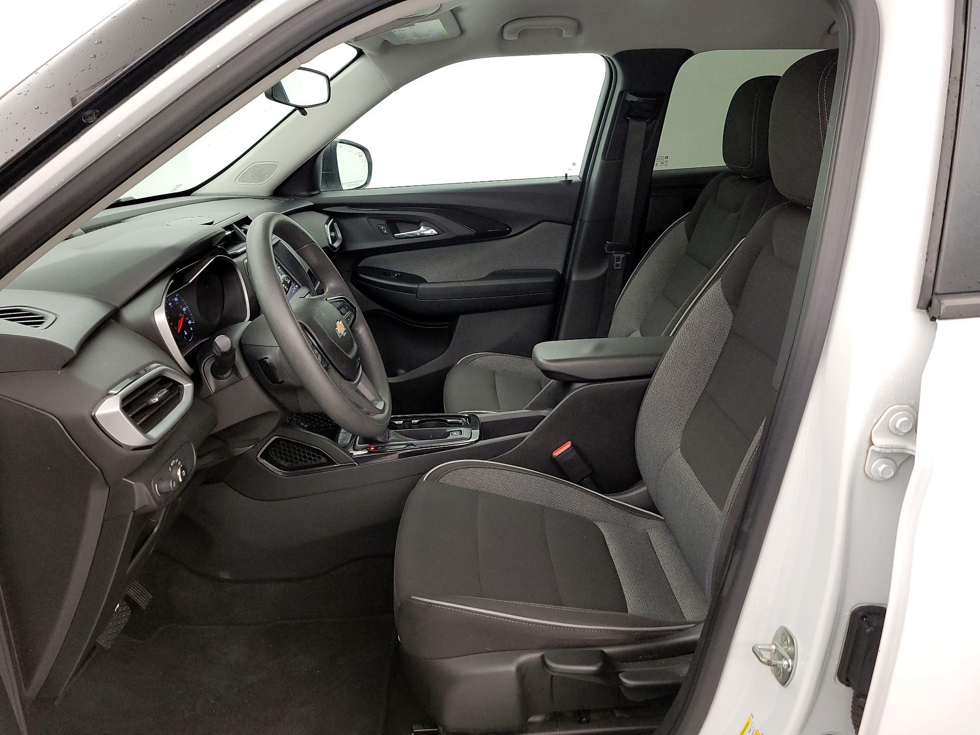 Thumbnail: 2021 Chevrolet TrailBlazer - 11