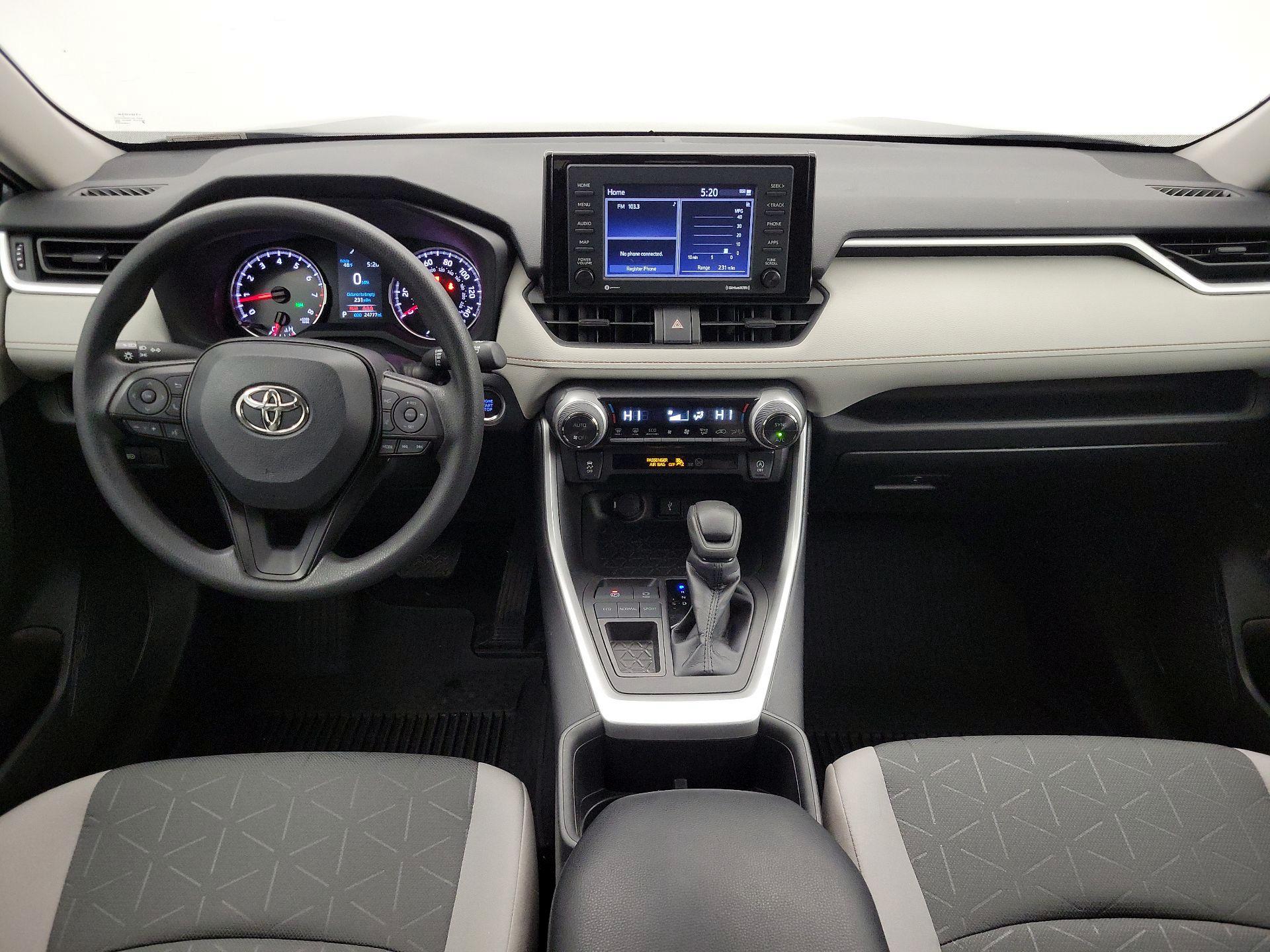 Thumbnail: 2022 Toyota RAV4 - 9