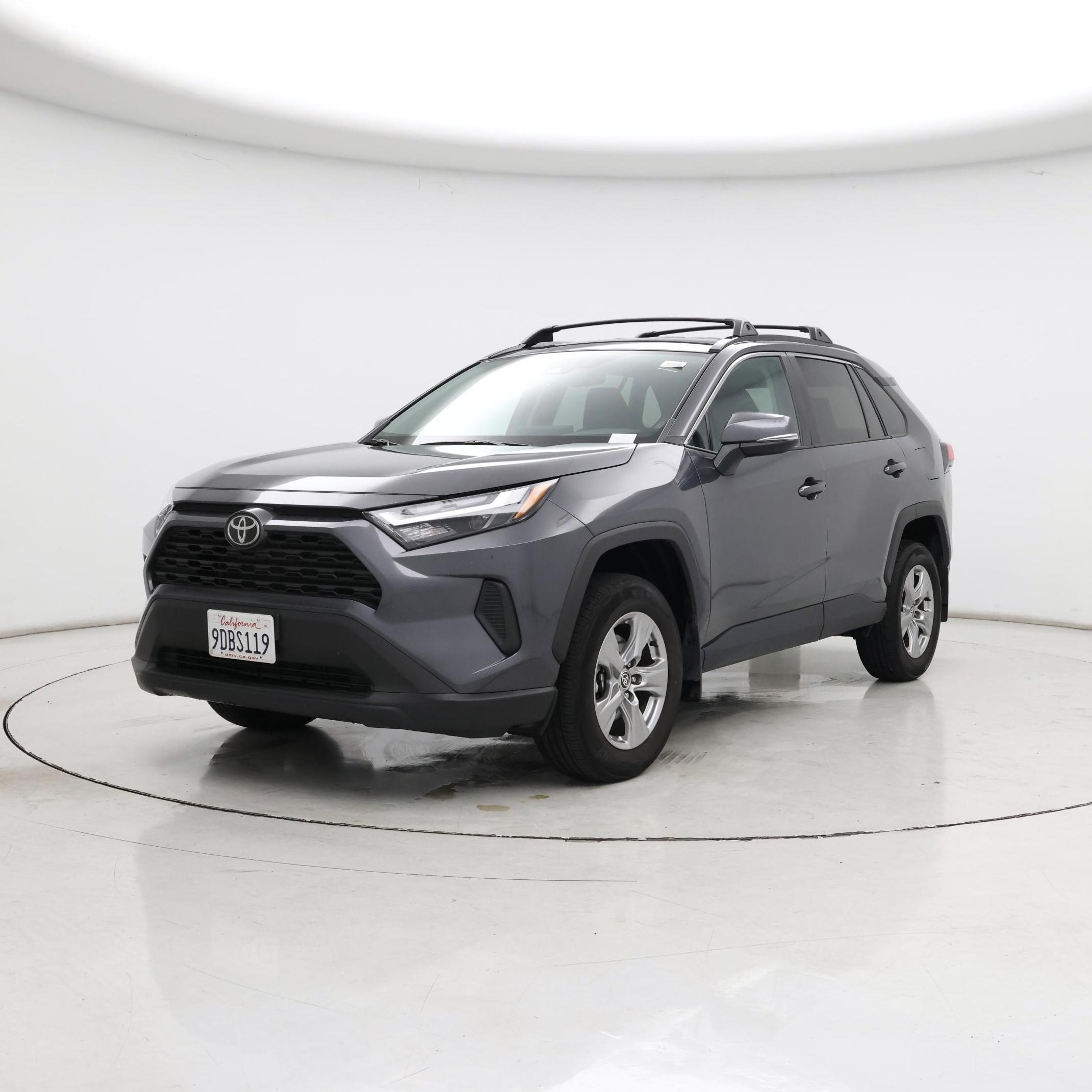 Thumbnail: 2022 Toyota RAV4 - 4