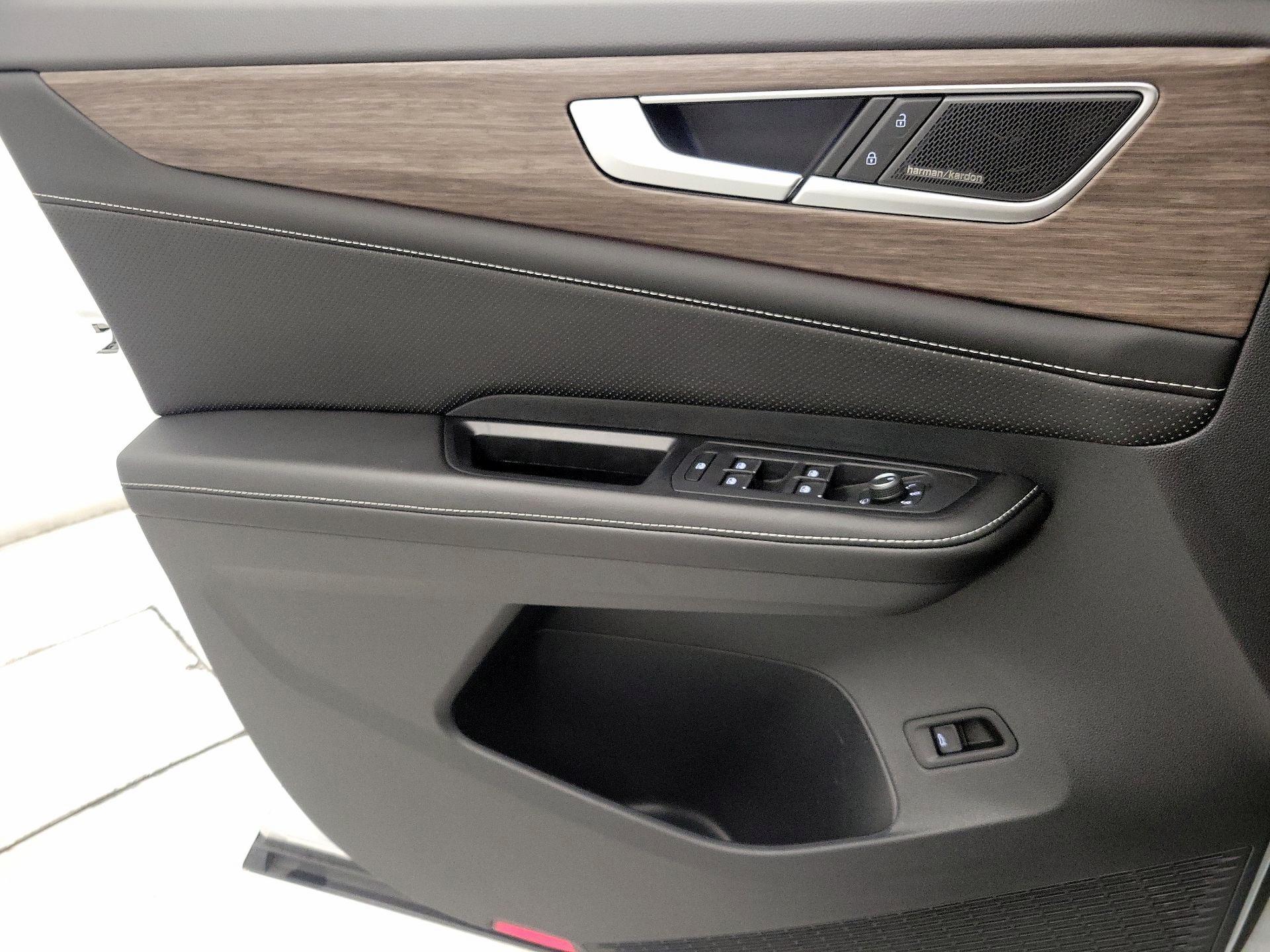 Thumbnail: 2024 Volkswagen Atlas - 12