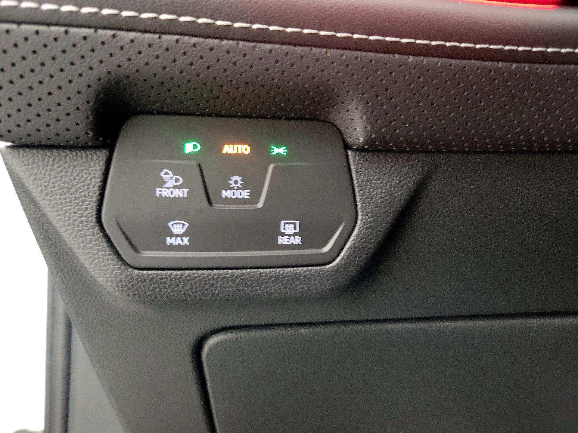 Thumbnail: 2024 Volkswagen Atlas - 13