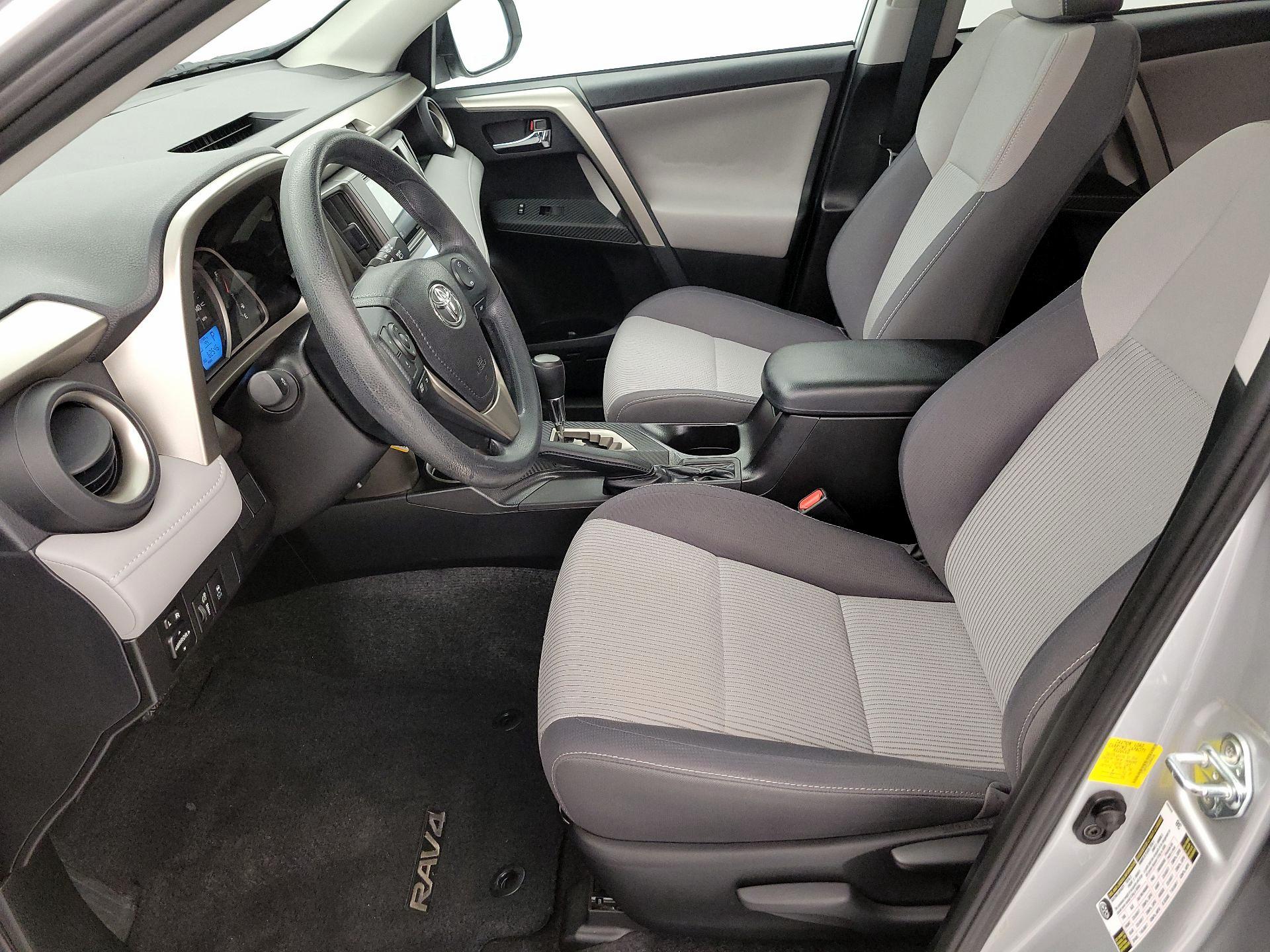 Thumbnail: 2014 Toyota RAV4 - 11