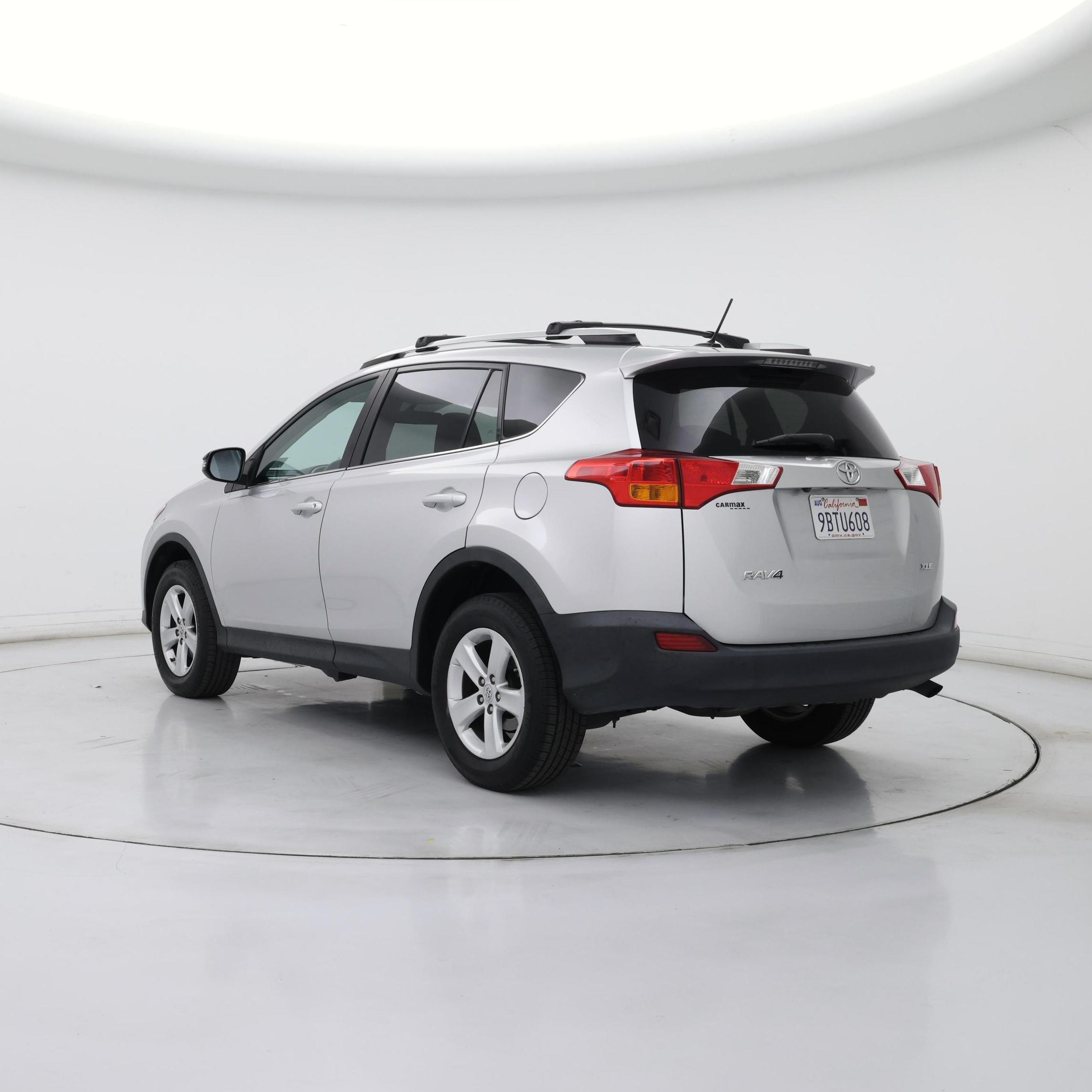 Thumbnail: 2014 Toyota RAV4 - 2