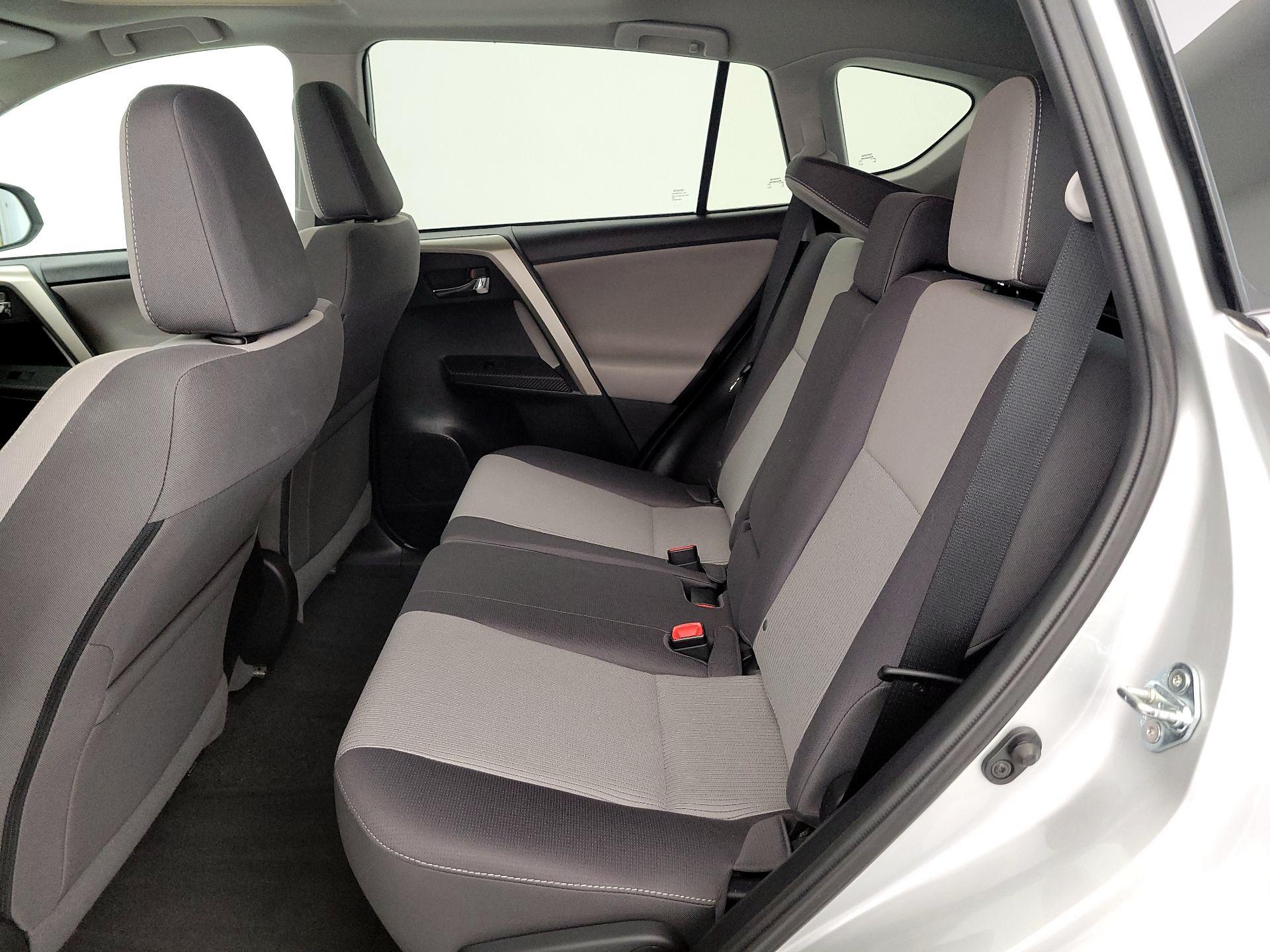 Thumbnail: 2014 Toyota RAV4 - 20