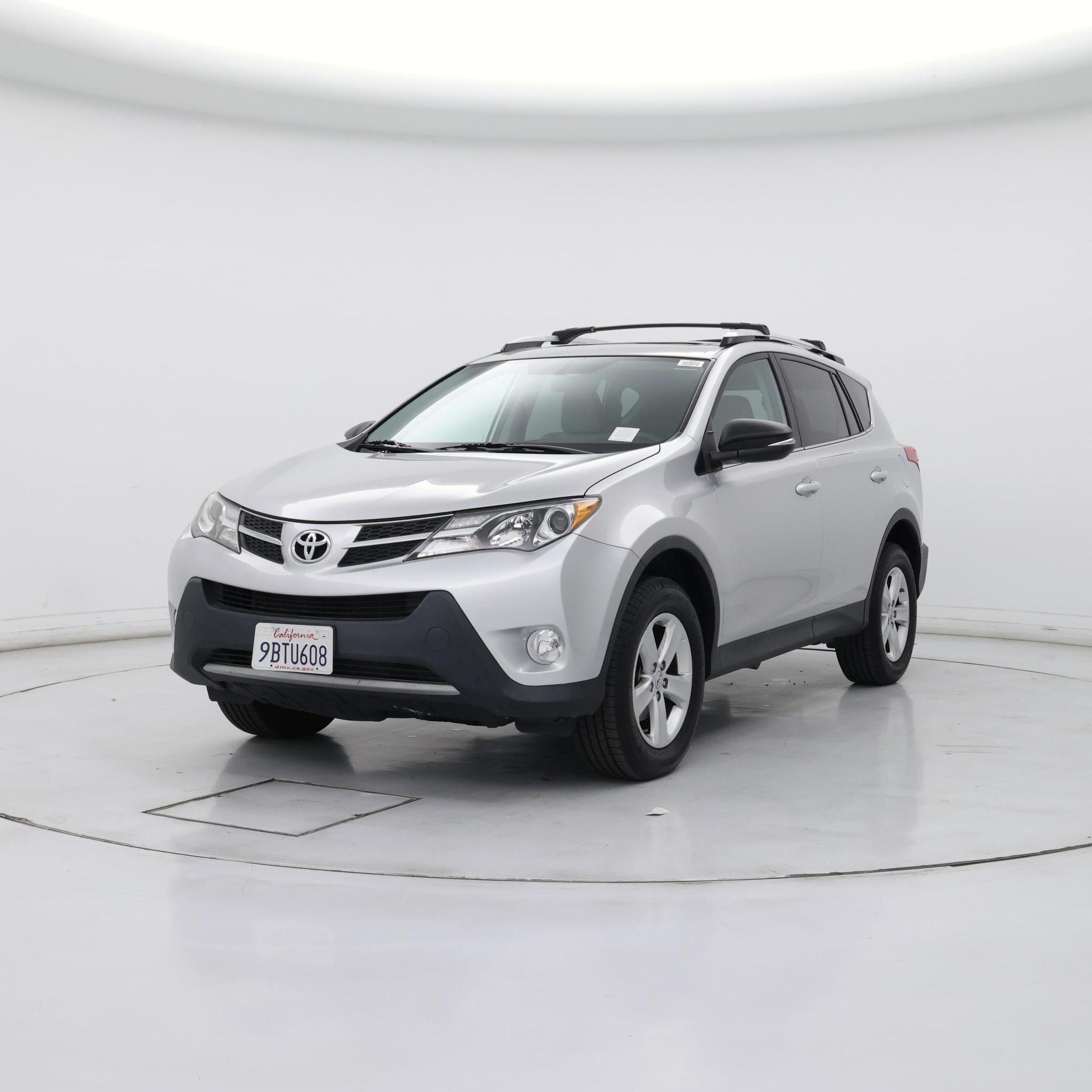 Thumbnail: 2014 Toyota RAV4 - 4