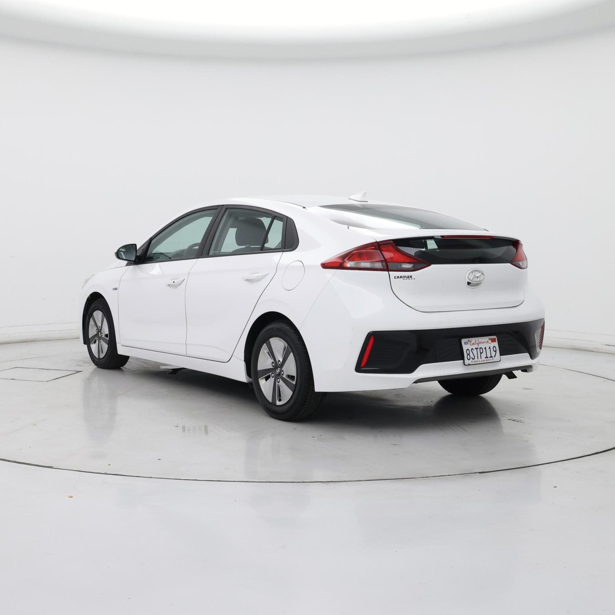 Thumbnail: 2019 Hyundai Ioniq - 2
