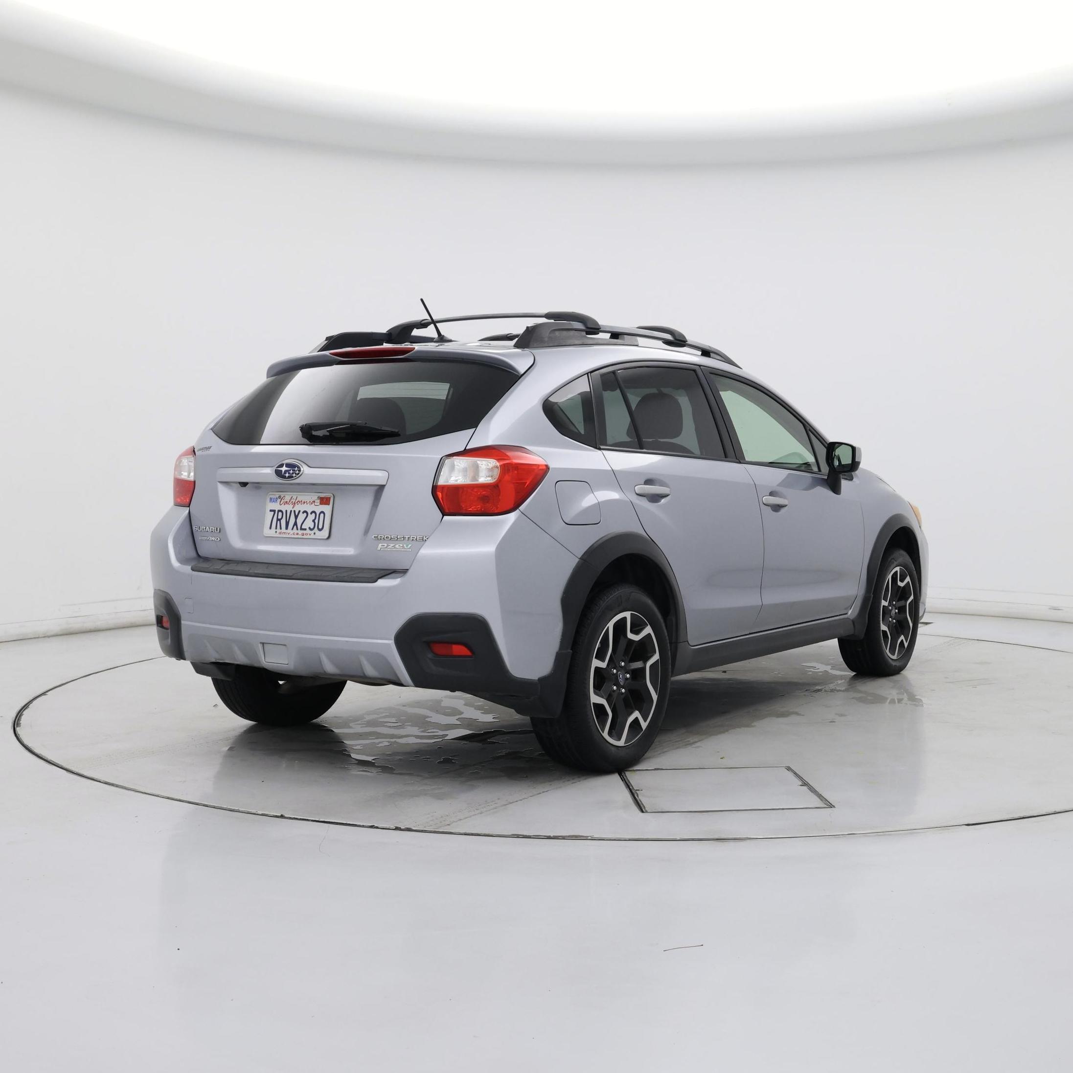 Thumbnail: 2016 Subaru XV Crosstrek - 8