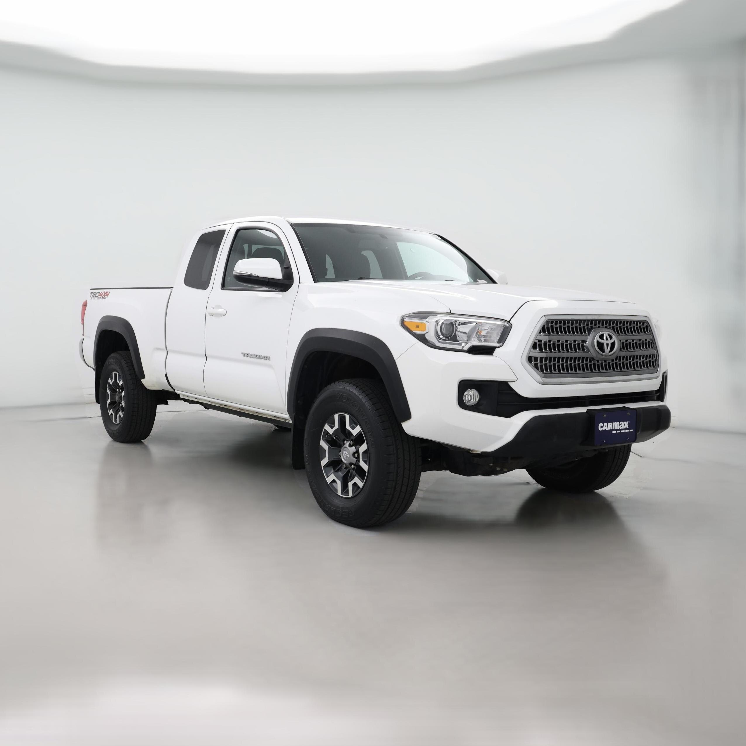Thumbnail: 2017 Toyota Tacoma - 1