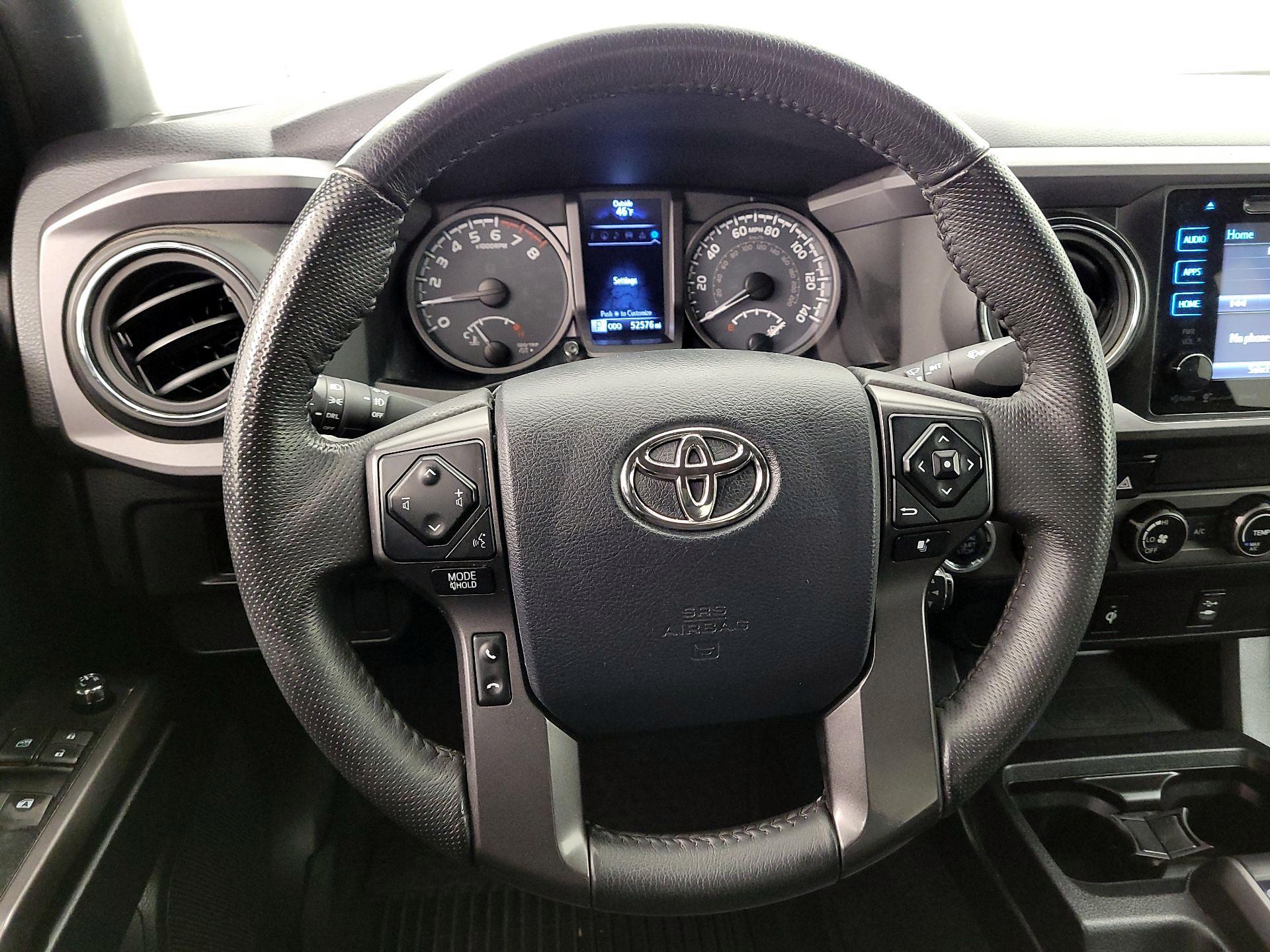 Thumbnail: 2017 Toyota Tacoma - 10