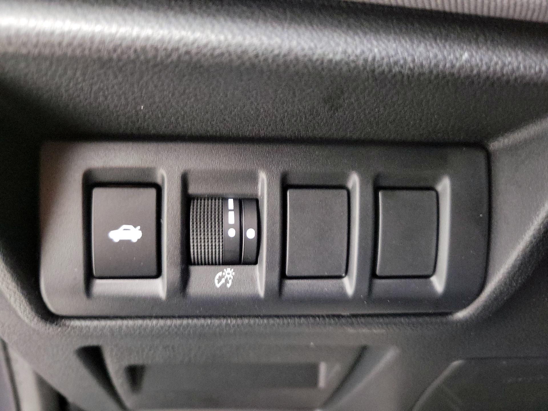 Thumbnail: 2022 Subaru Legacy - 13