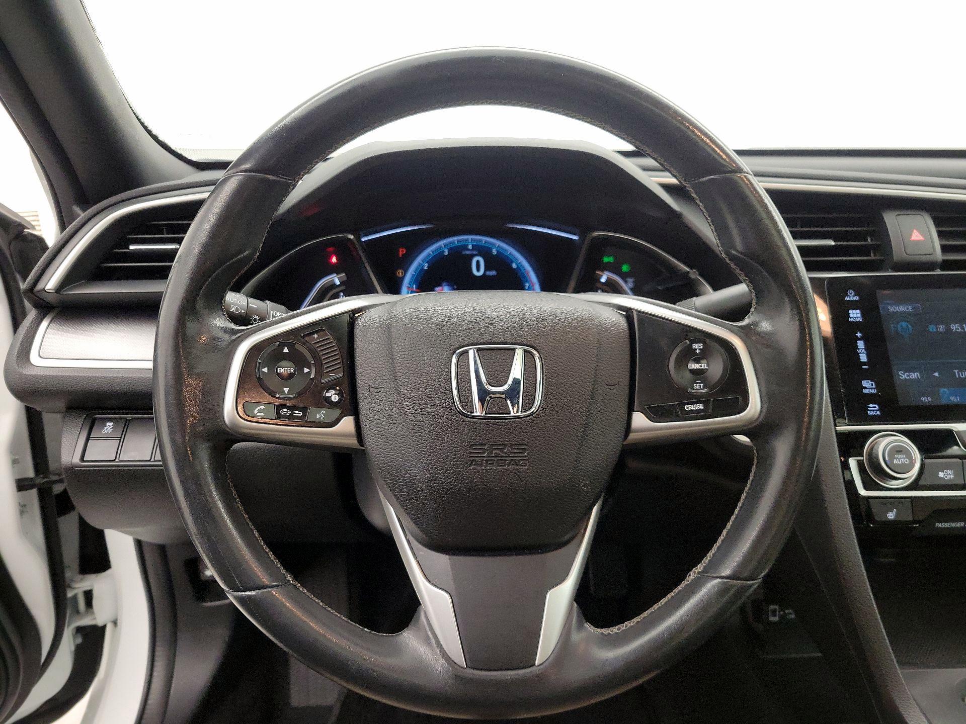 Thumbnail: 2016 Honda Civic - 10