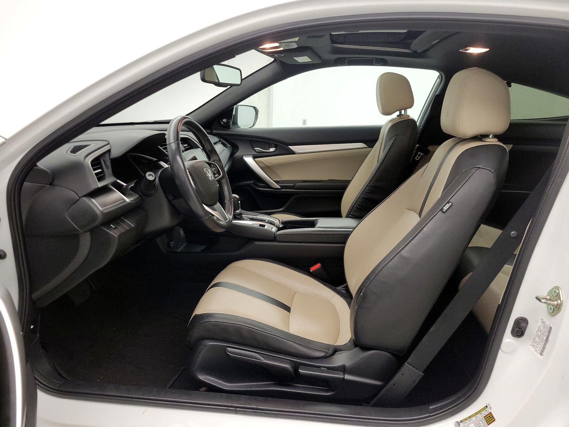 Thumbnail: 2016 Honda Civic - 11