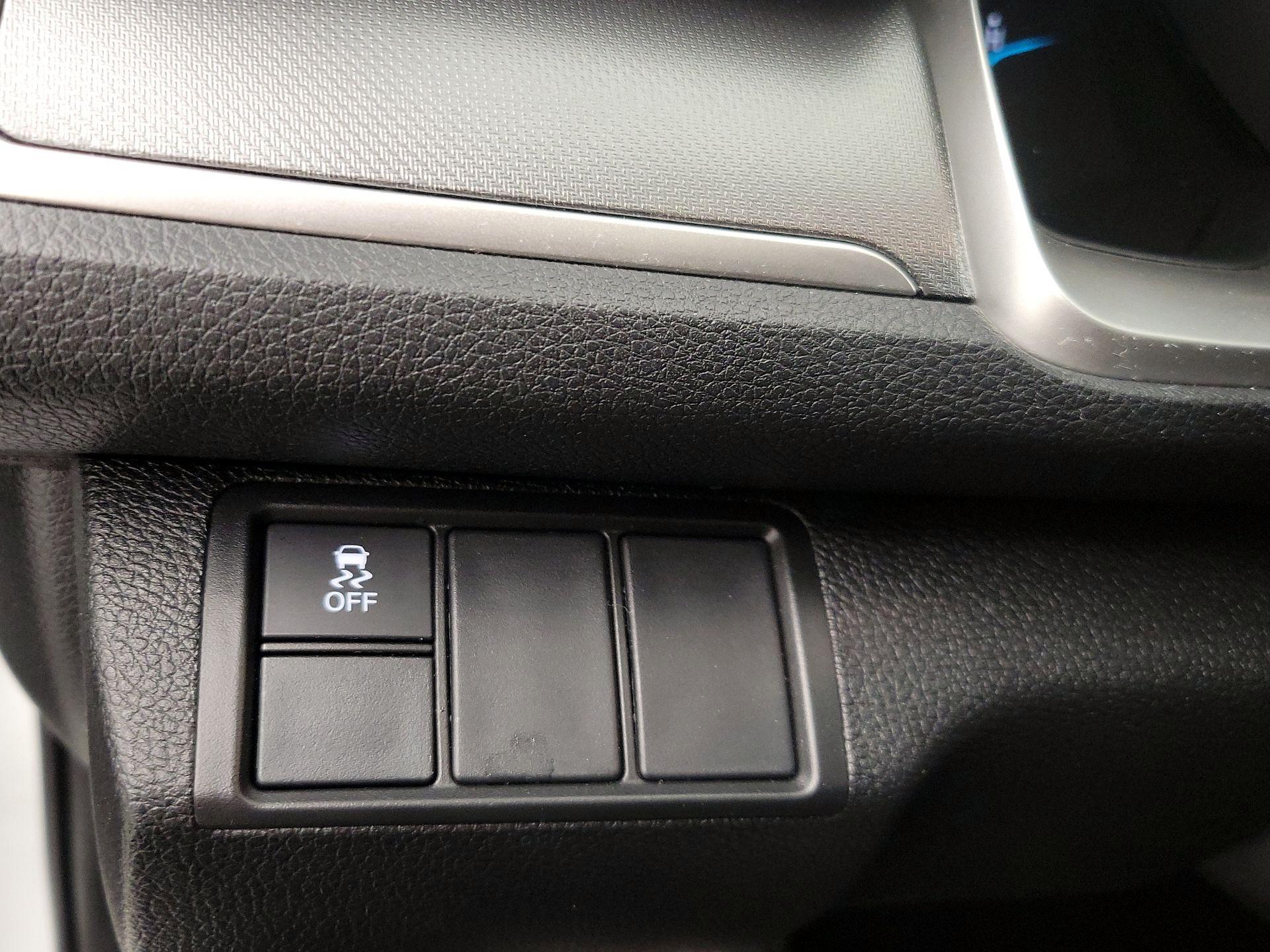 Thumbnail: 2016 Honda Civic - 13