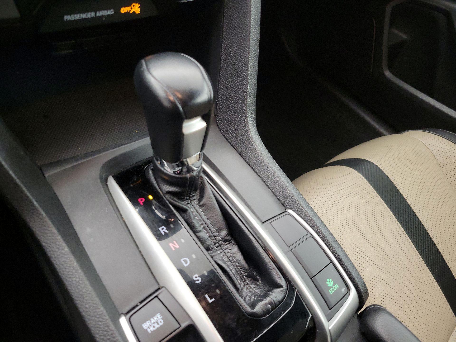 Thumbnail: 2016 Honda Civic - 17