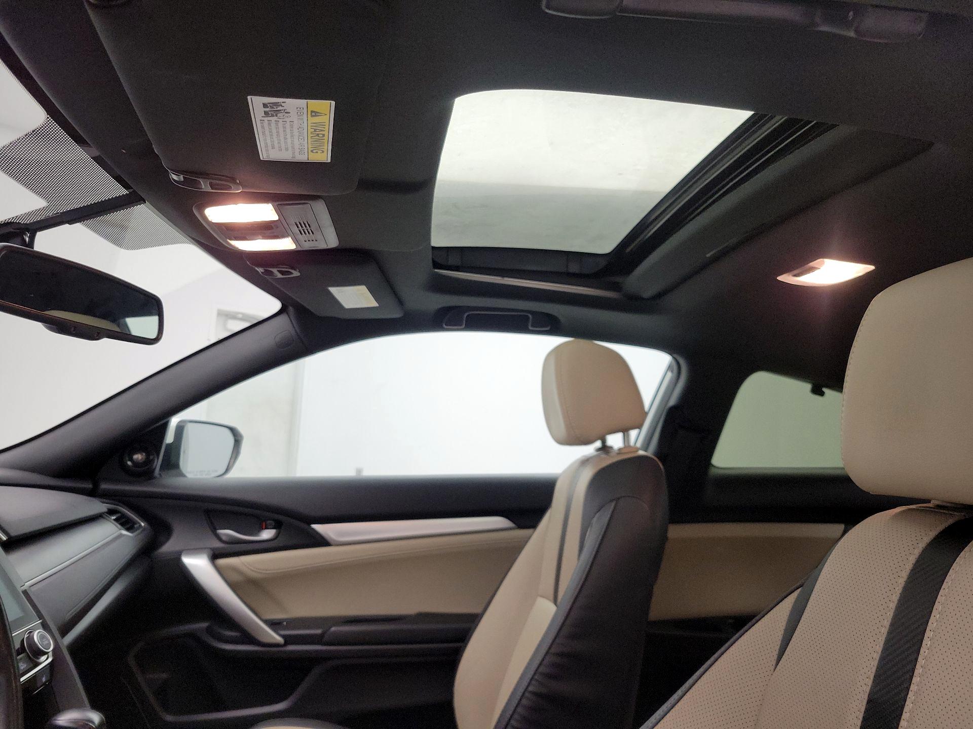 Thumbnail: 2016 Honda Civic - 18