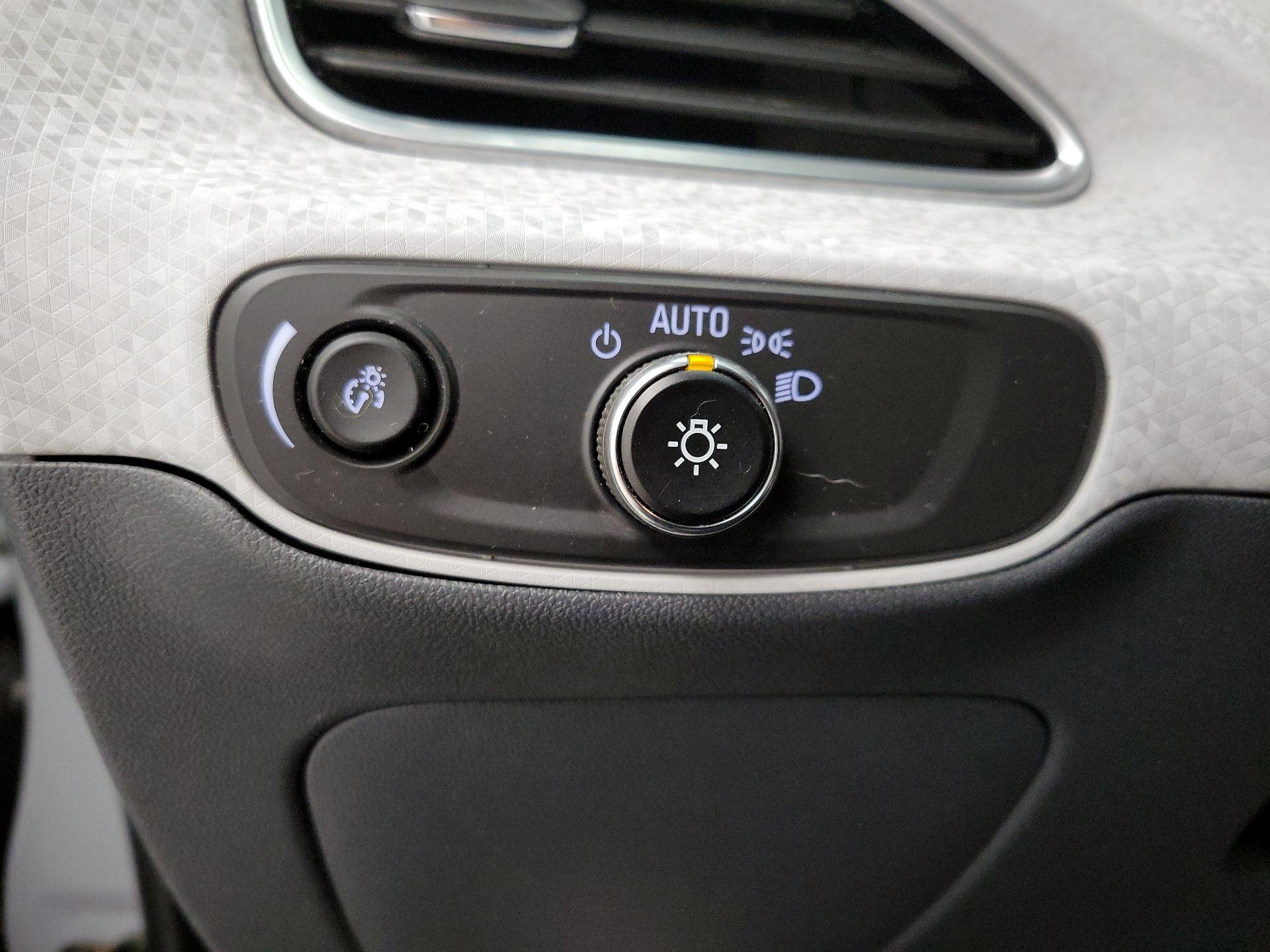 Thumbnail: 2021 Chevrolet Bolt EV - 13