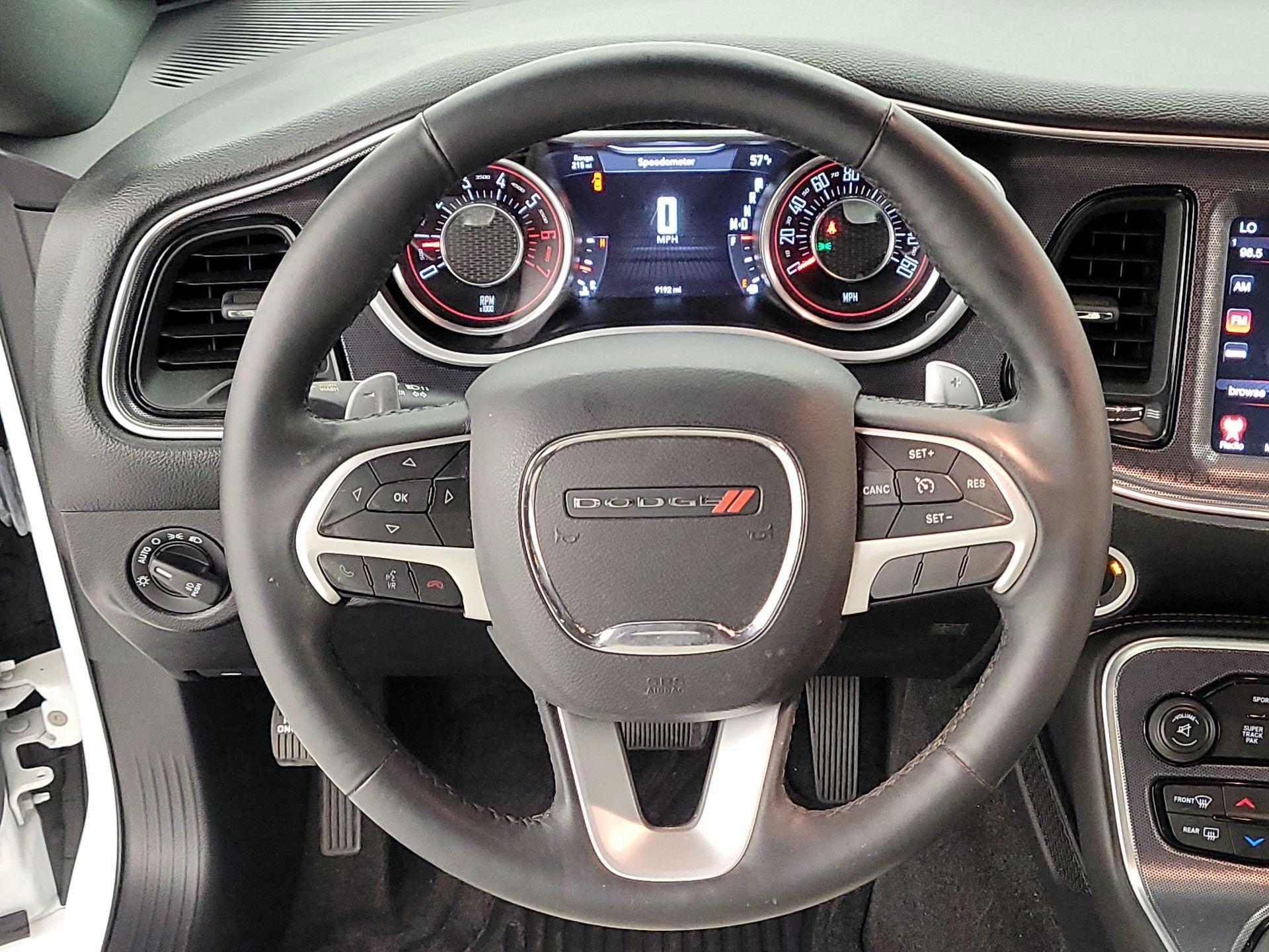 Thumbnail: 2015 Dodge Challenger - 10