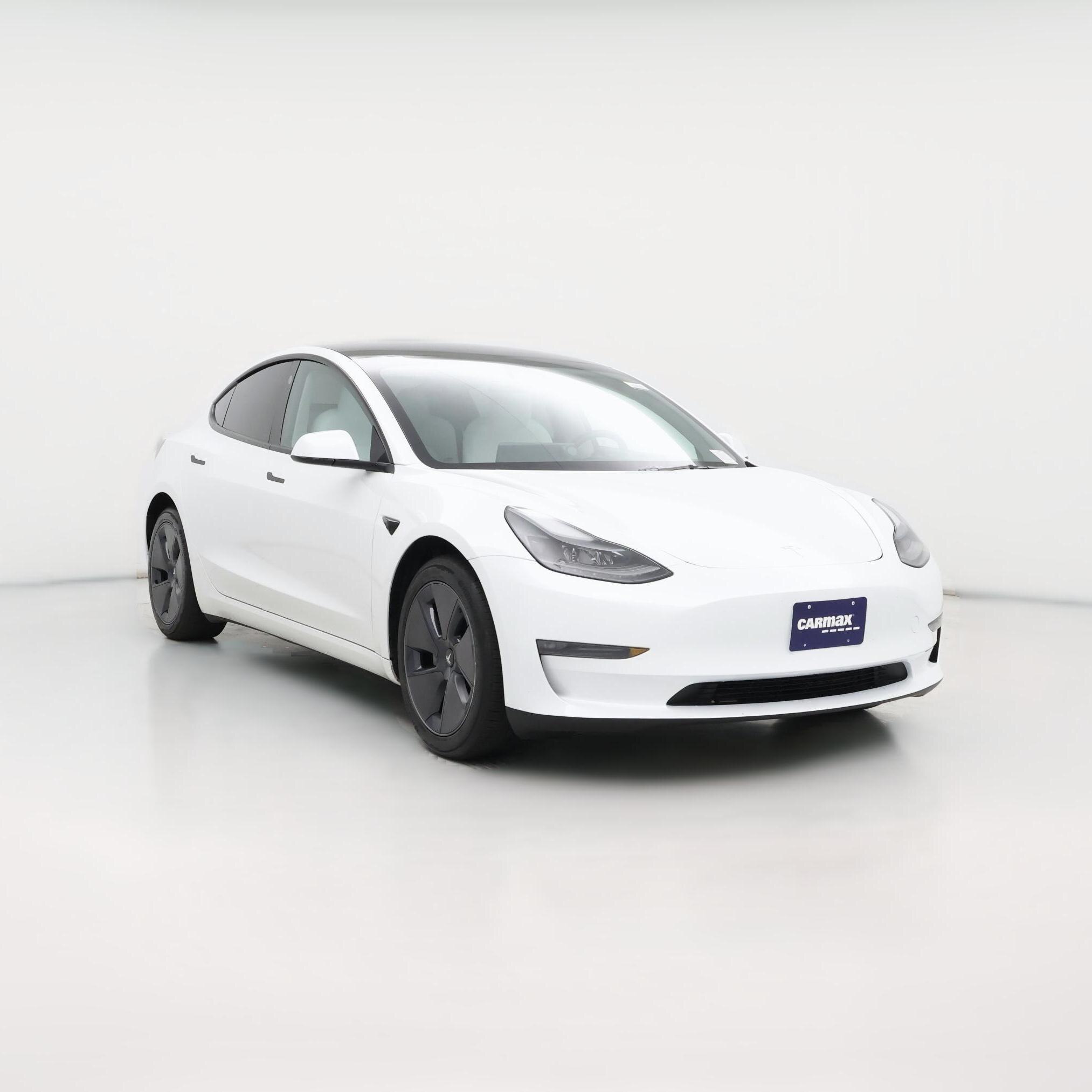 Thumbnail: 2023 Tesla Model 3 - 1