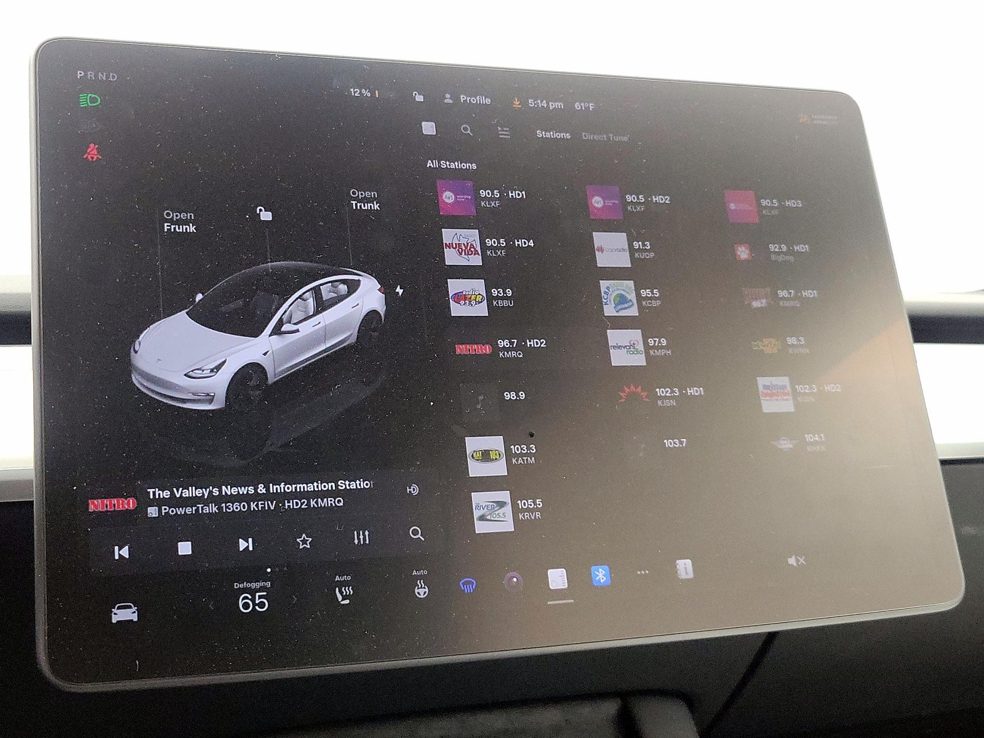 Thumbnail: 2023 Tesla Model 3 - 15